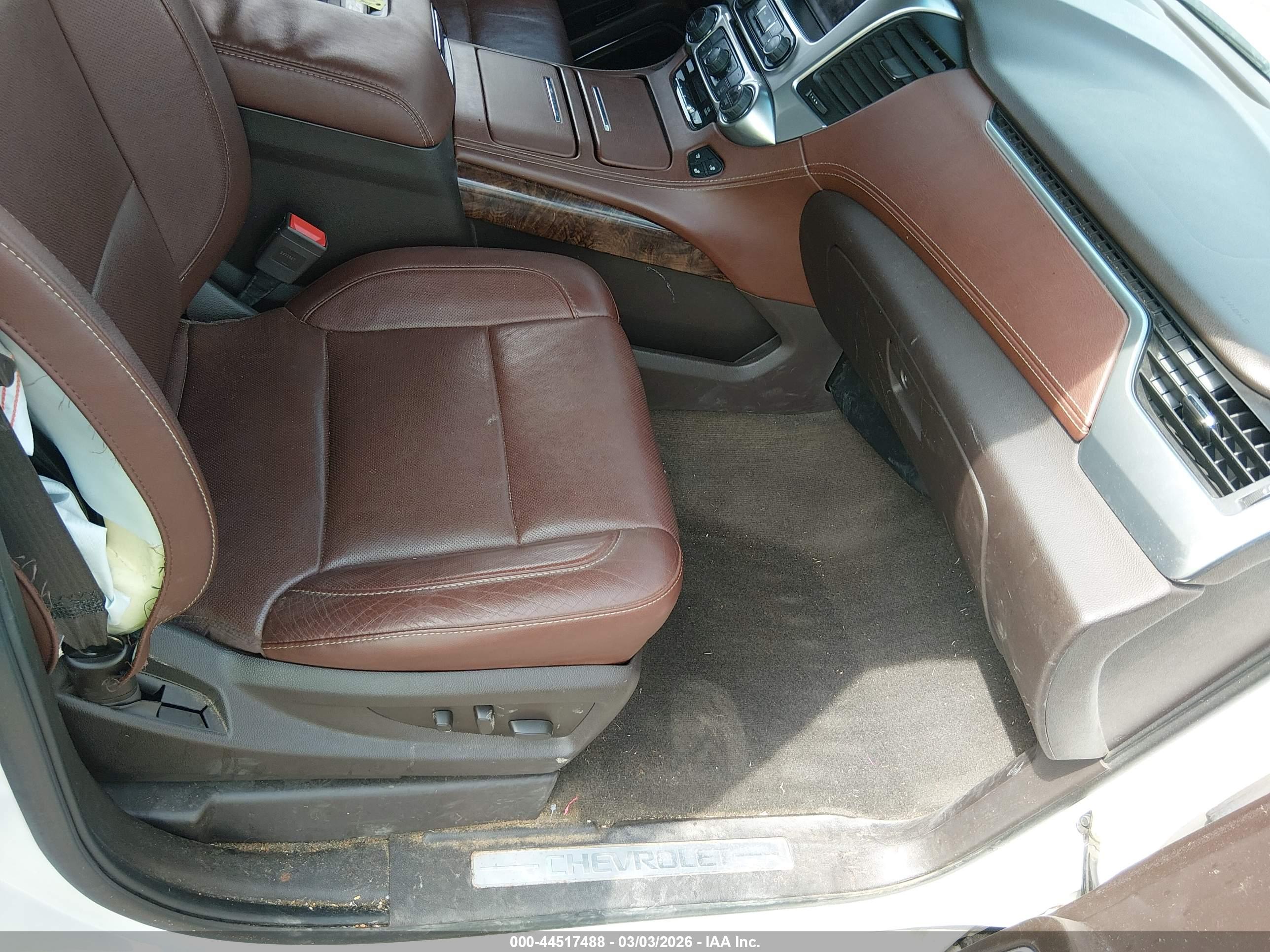 CHEVROLET TAHOE image 5