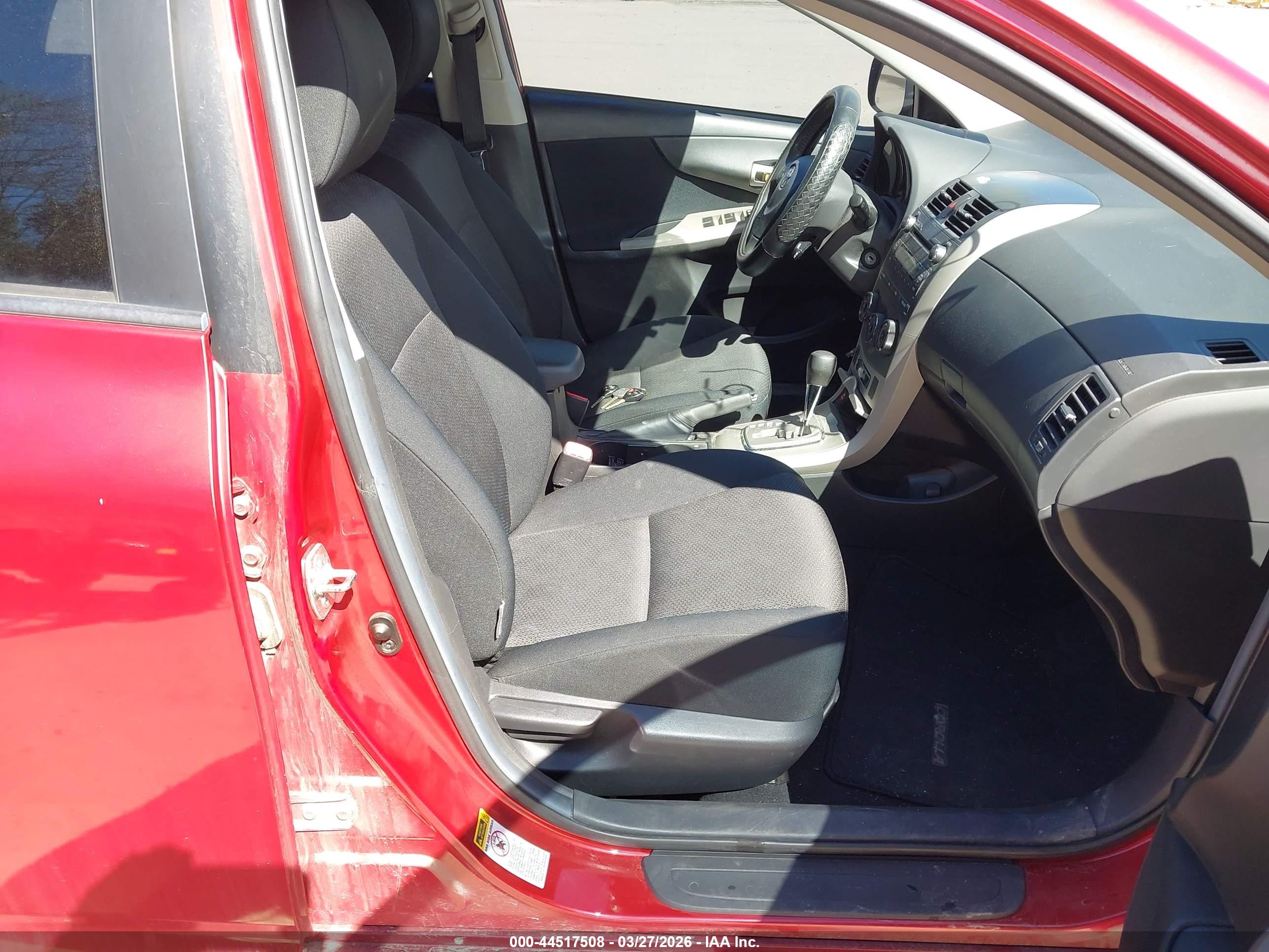 TOYOTA COROLLA image 5