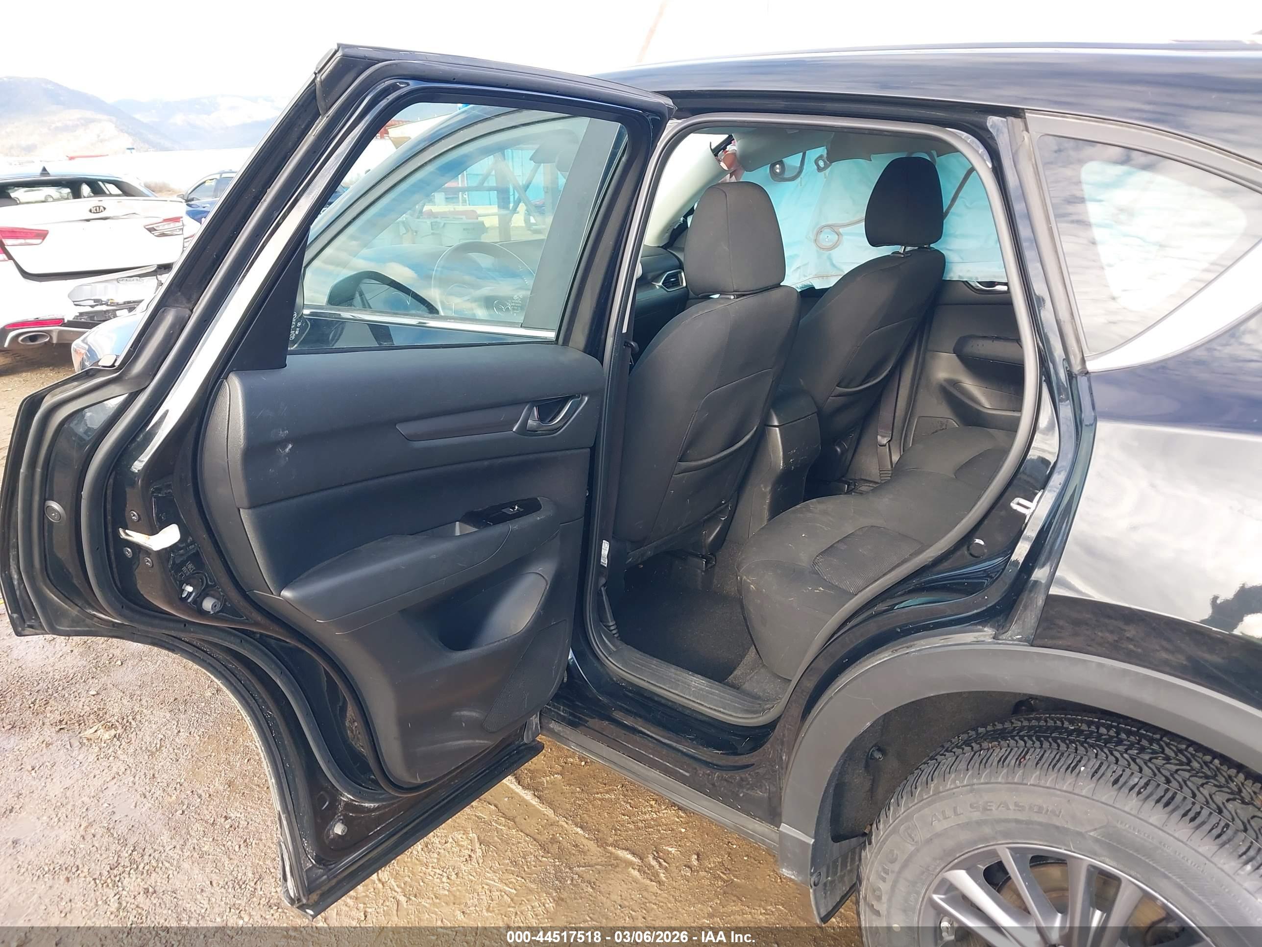 MAZDA CX-5 image 8