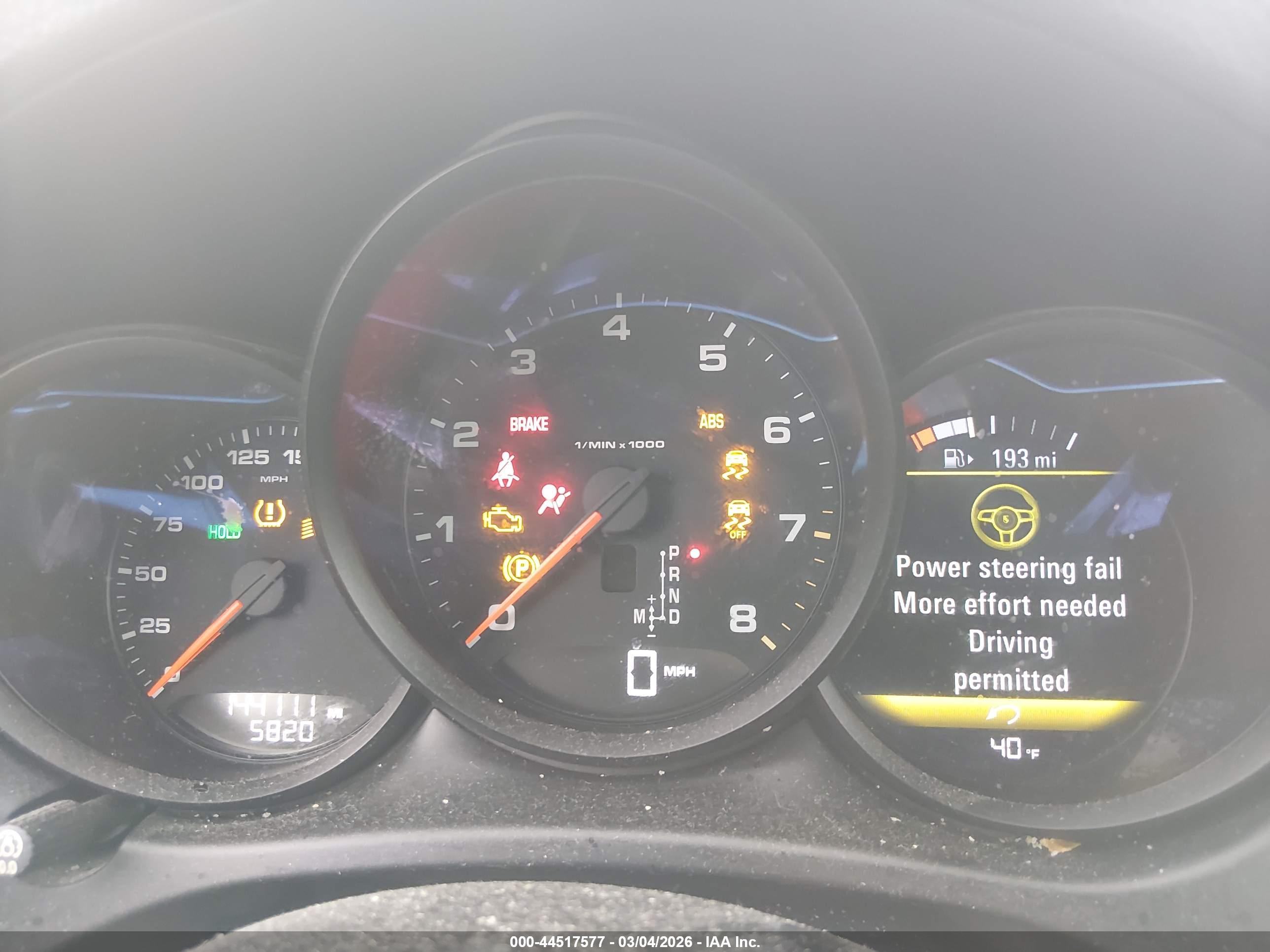 PORSCHE MACAN image 7