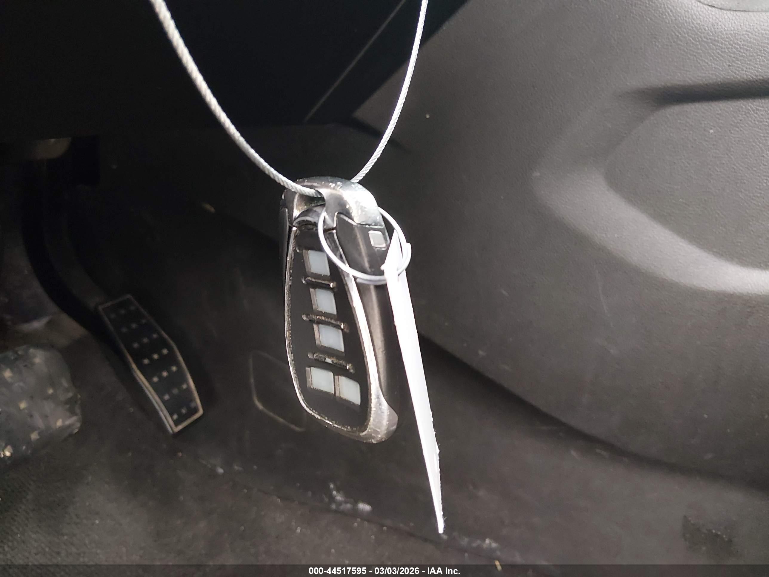 CHEVROLET TRAVERSE image 11
