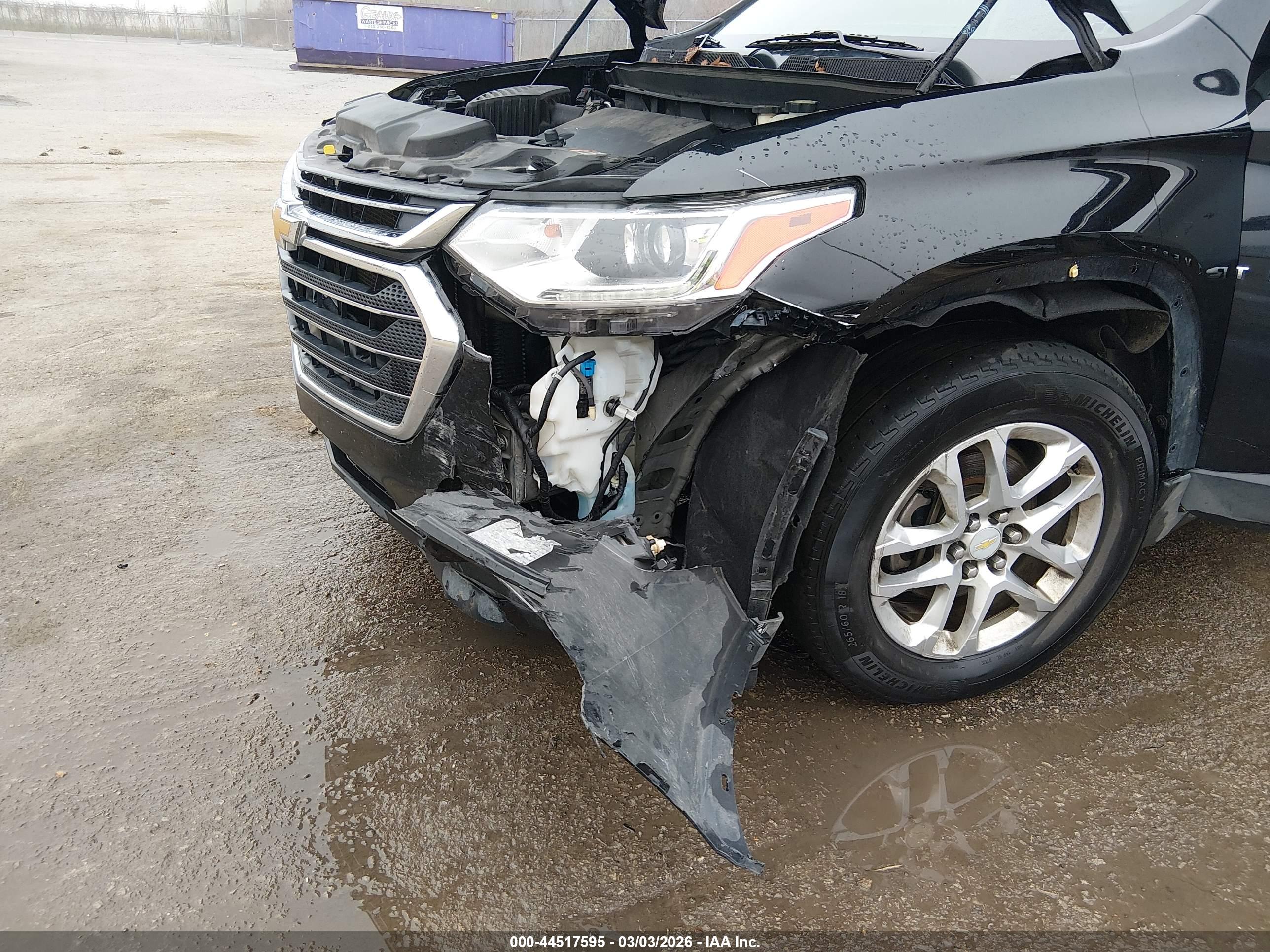 CHEVROLET TRAVERSE image 6