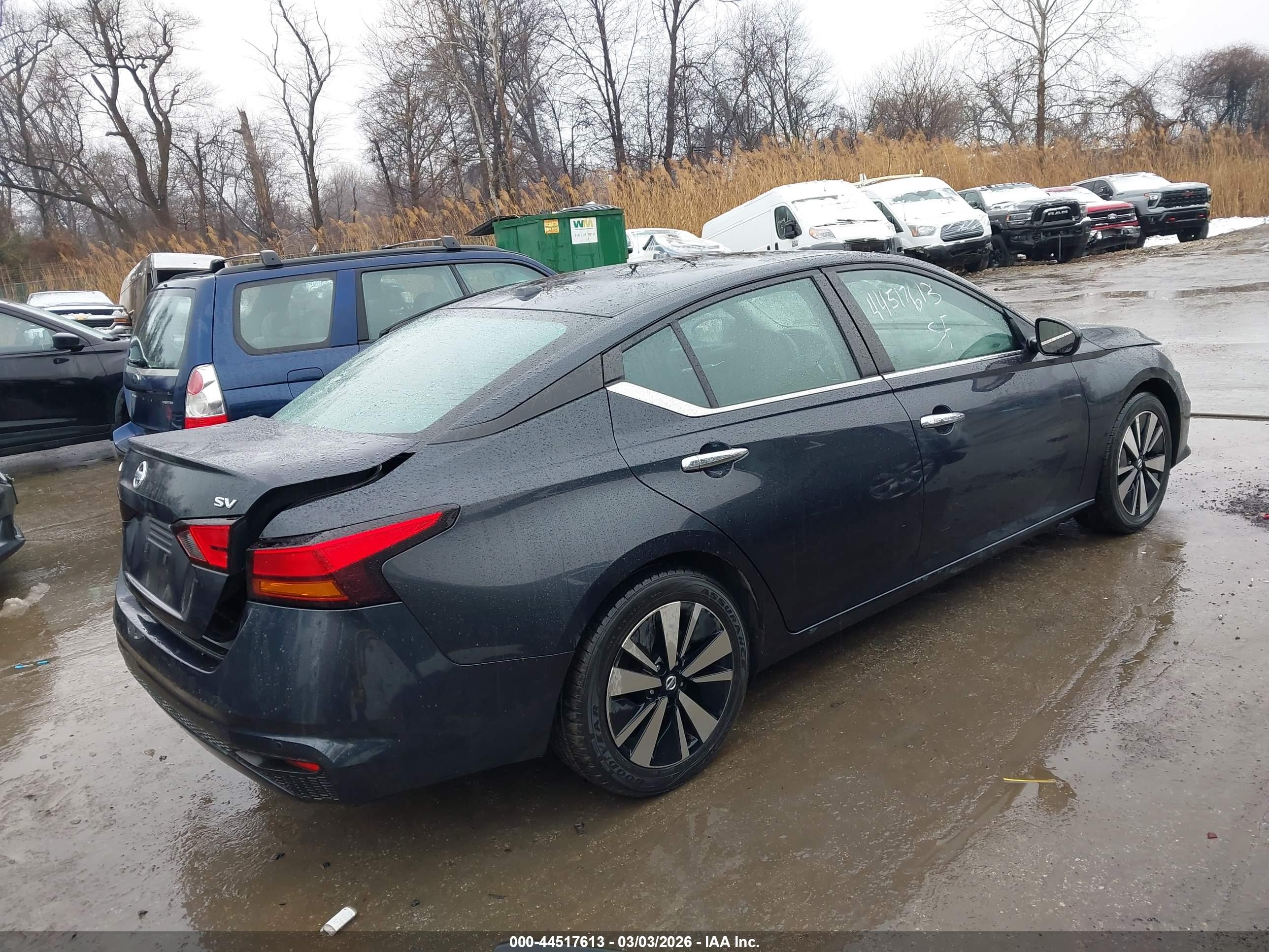 NISSAN ALTIMA image 4