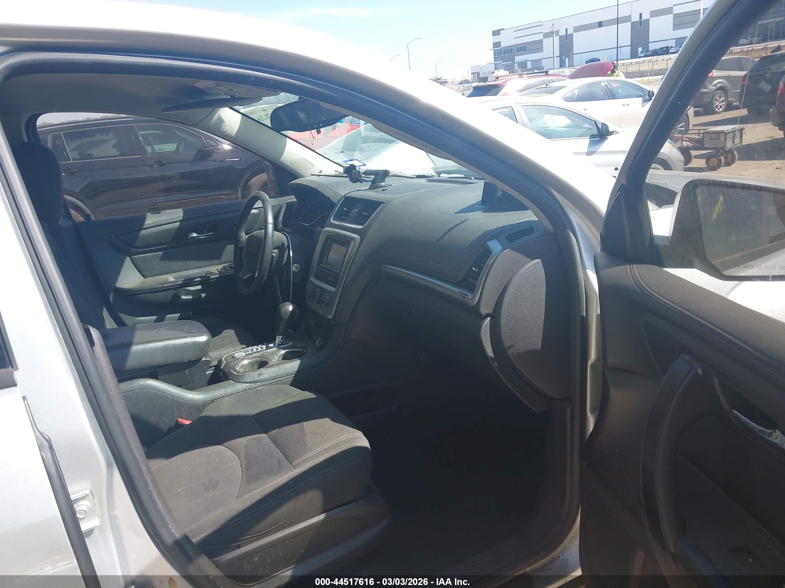 GMC ACADIA image 5