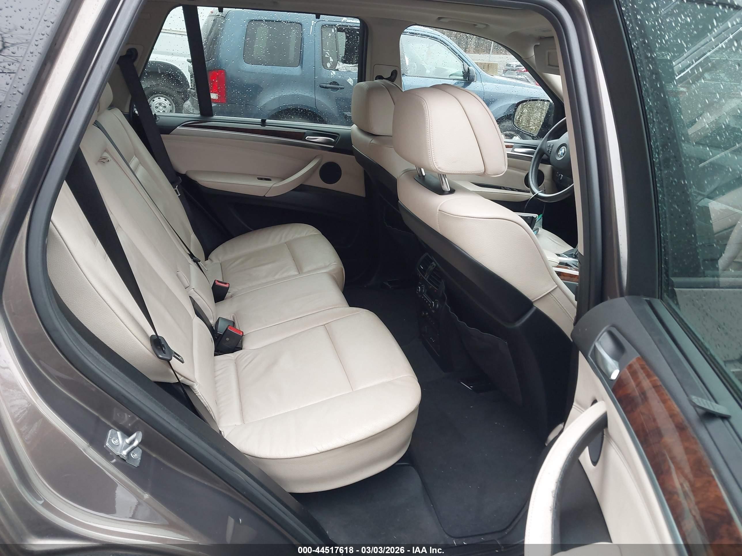 BMW X5 image 8