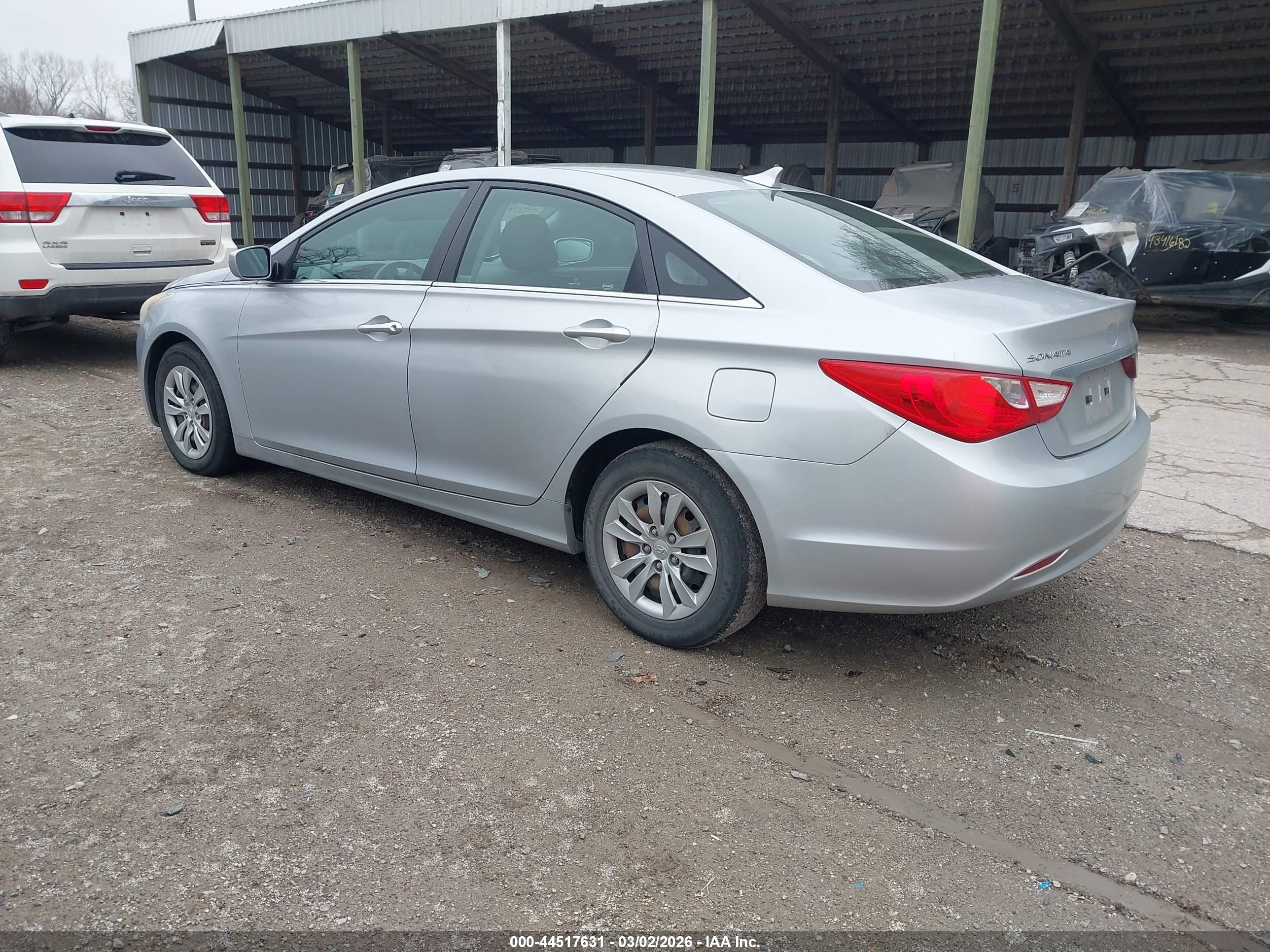 HYUNDAI SONATA image 3