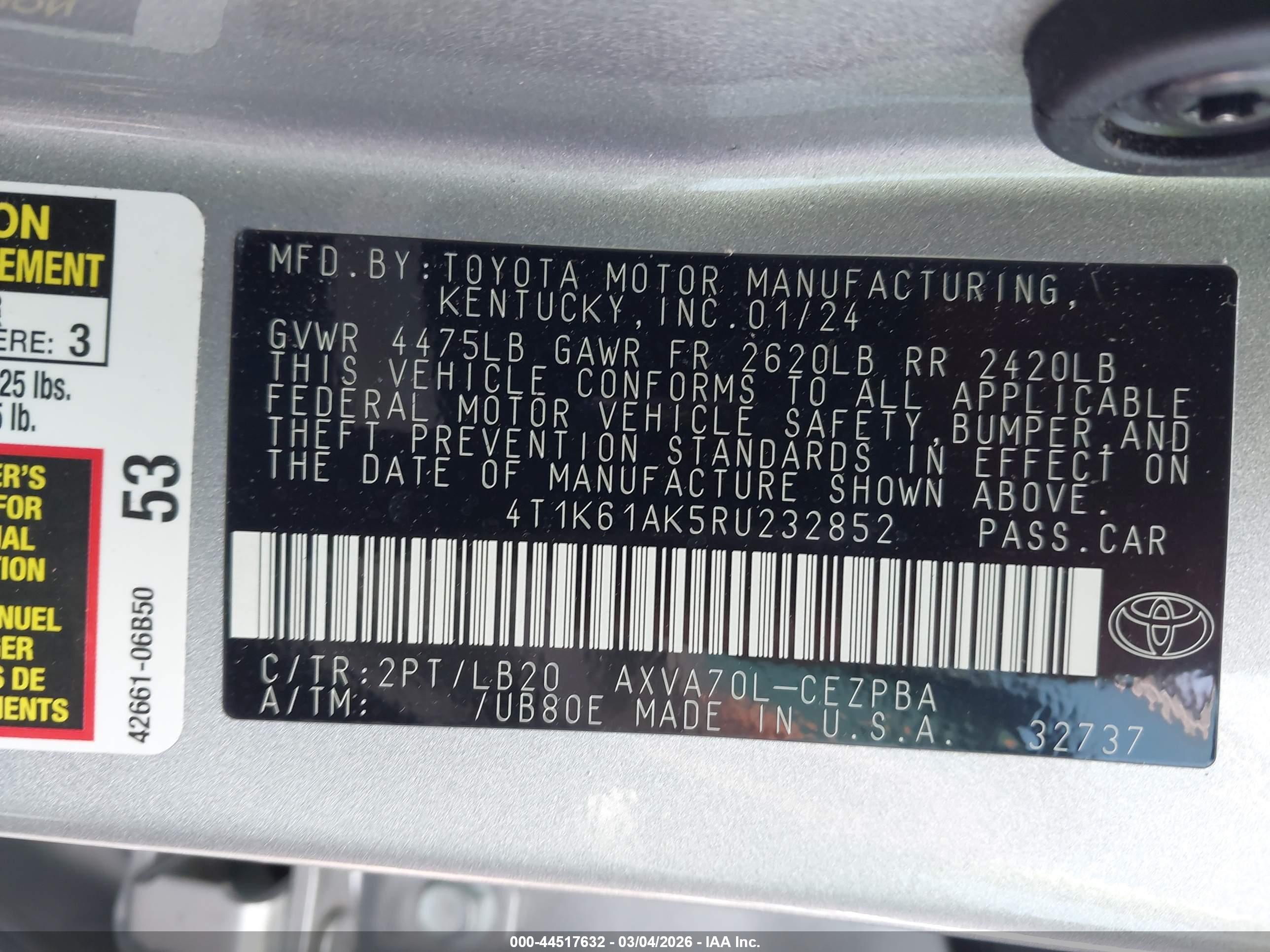 TOYOTA CAMRY image 9
