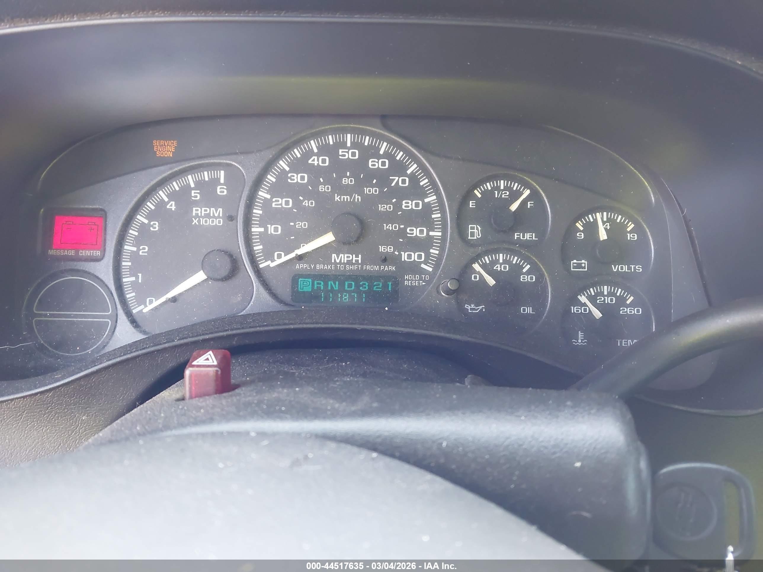 CHEVROLET SILVERADO image 7