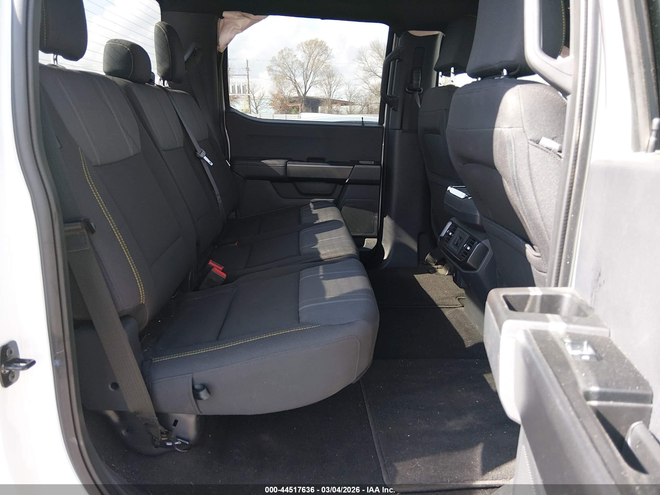FORD F-150 image 8