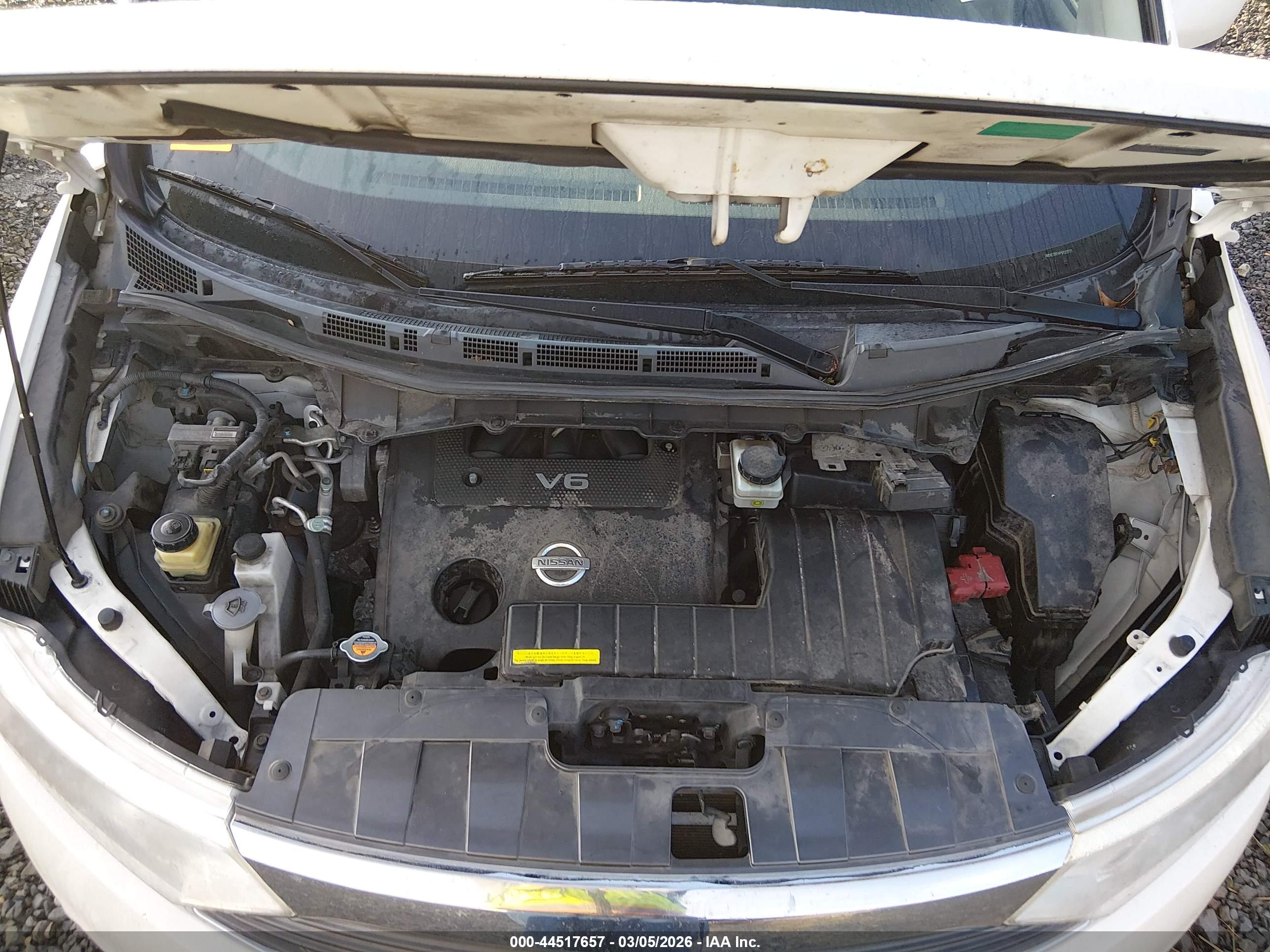 NISSAN QUEST image 10