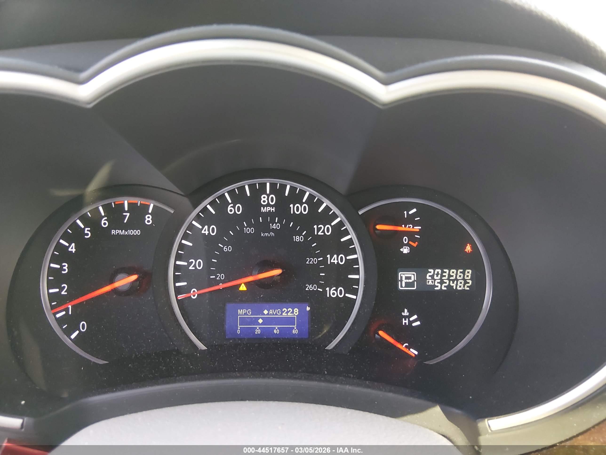 NISSAN QUEST image 7