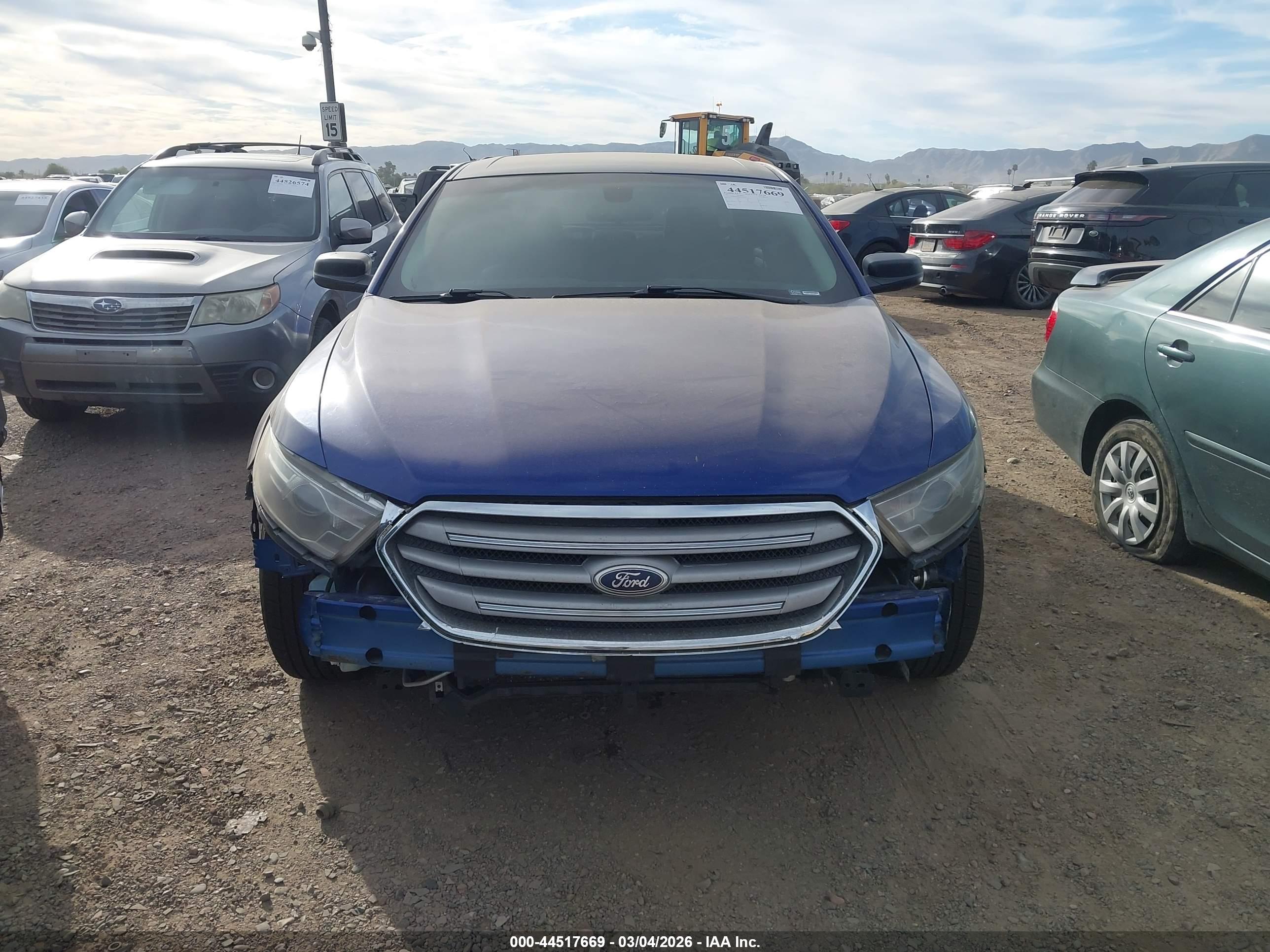FORD TAURUS image 6