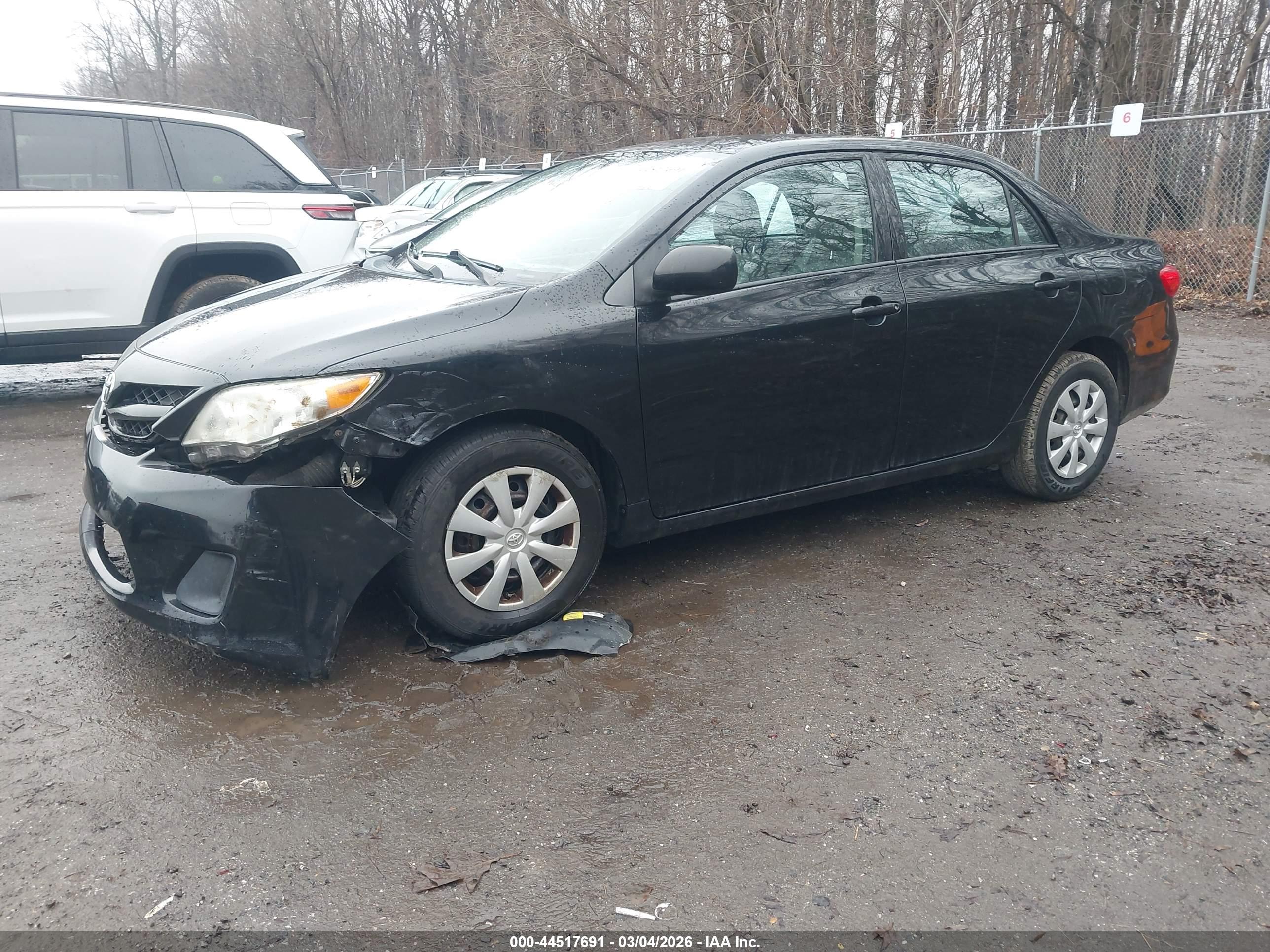 TOYOTA COROLLA image 2