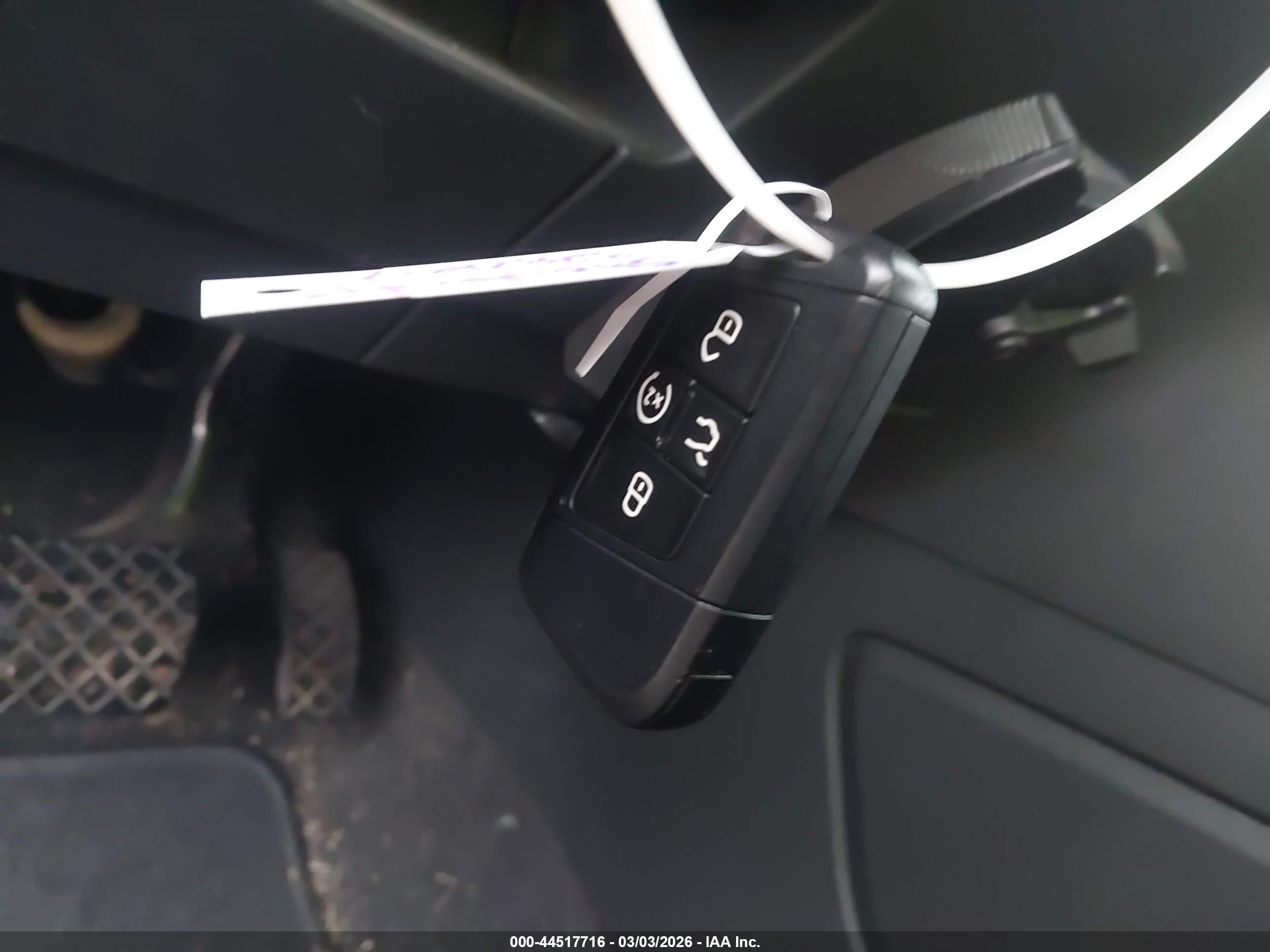 VOLKSWAGEN ATLAS image 11