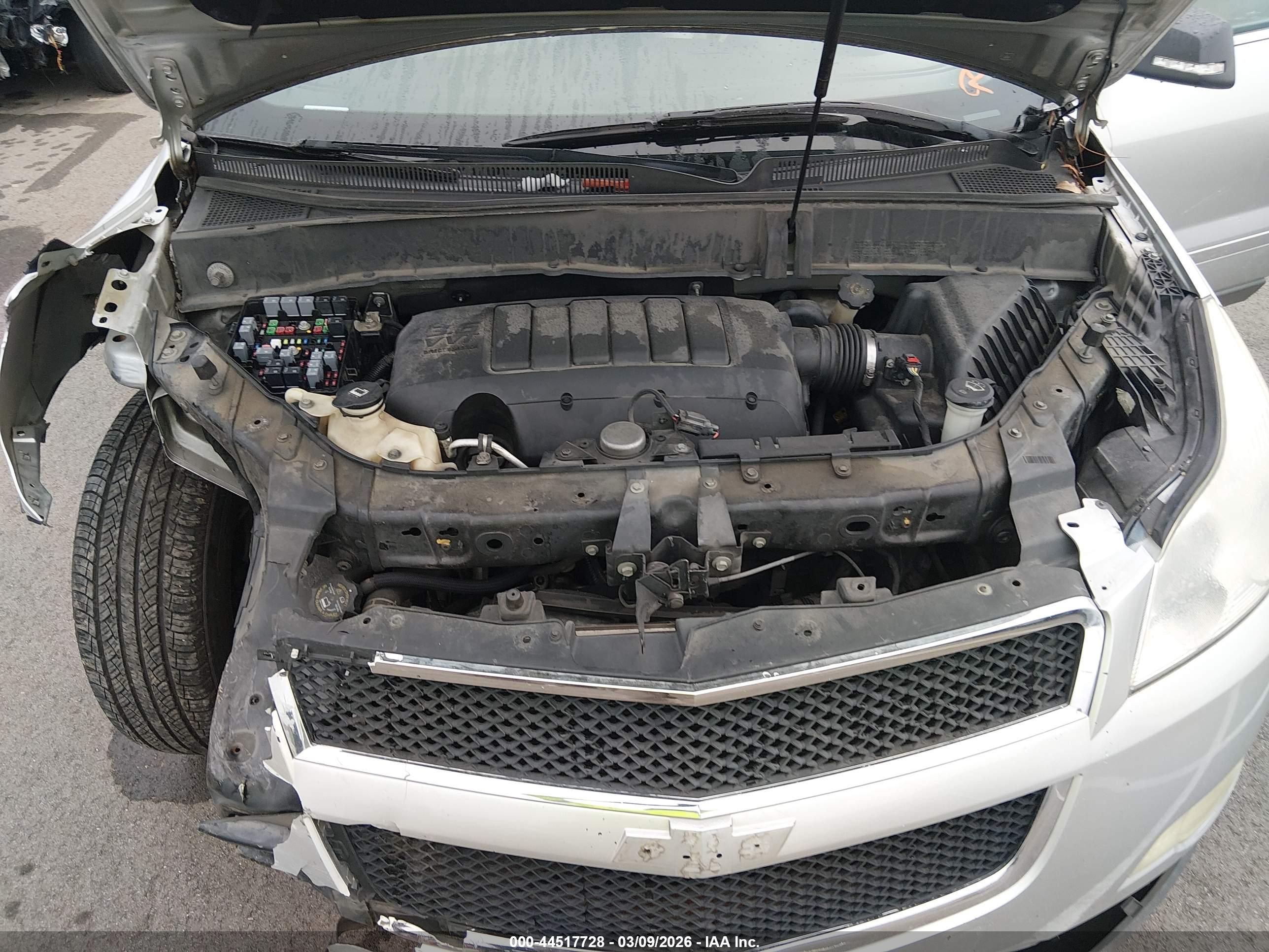 CHEVROLET TRAVERSE image 10