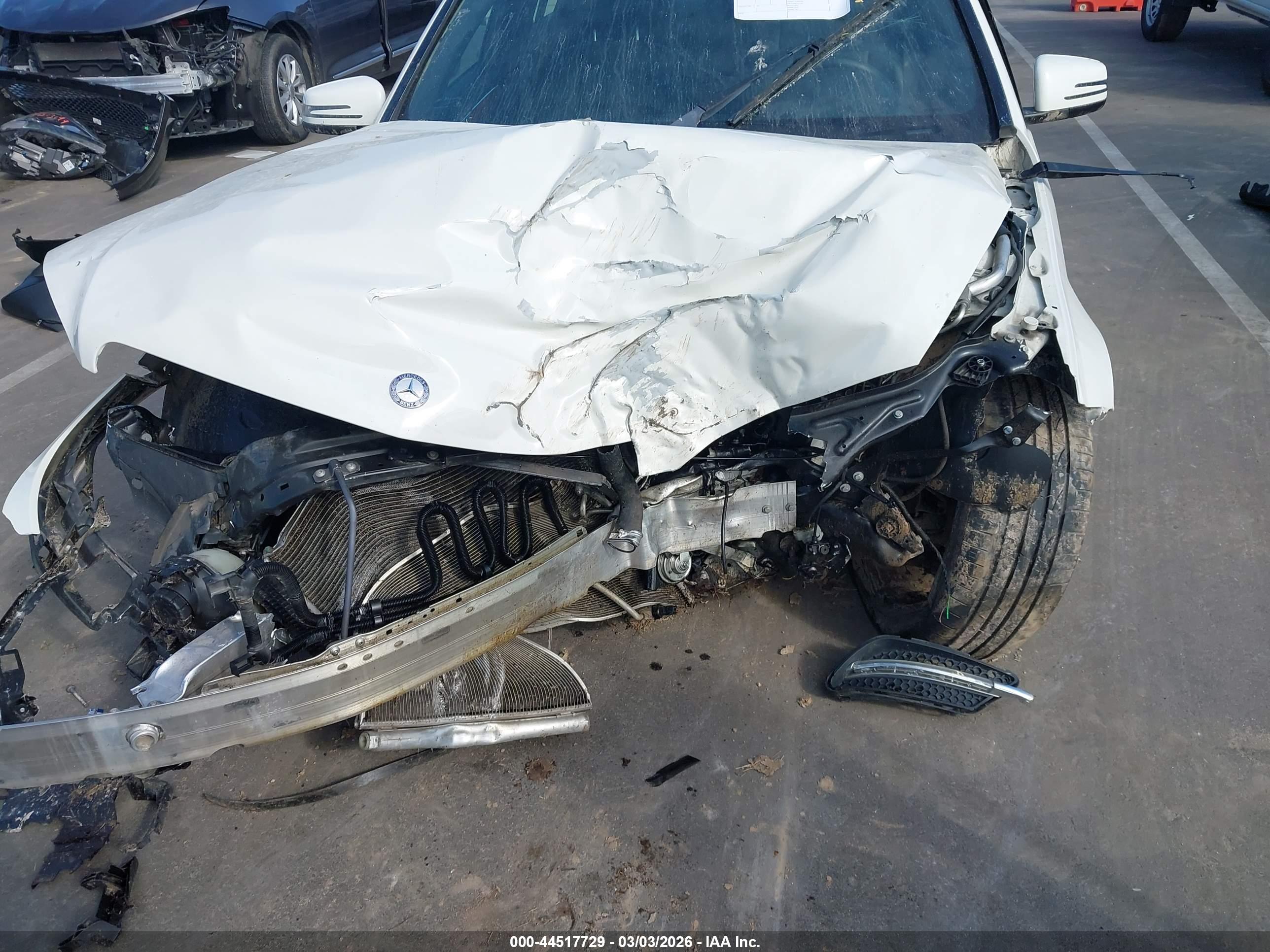 MERCEDES-BENZ C image 6