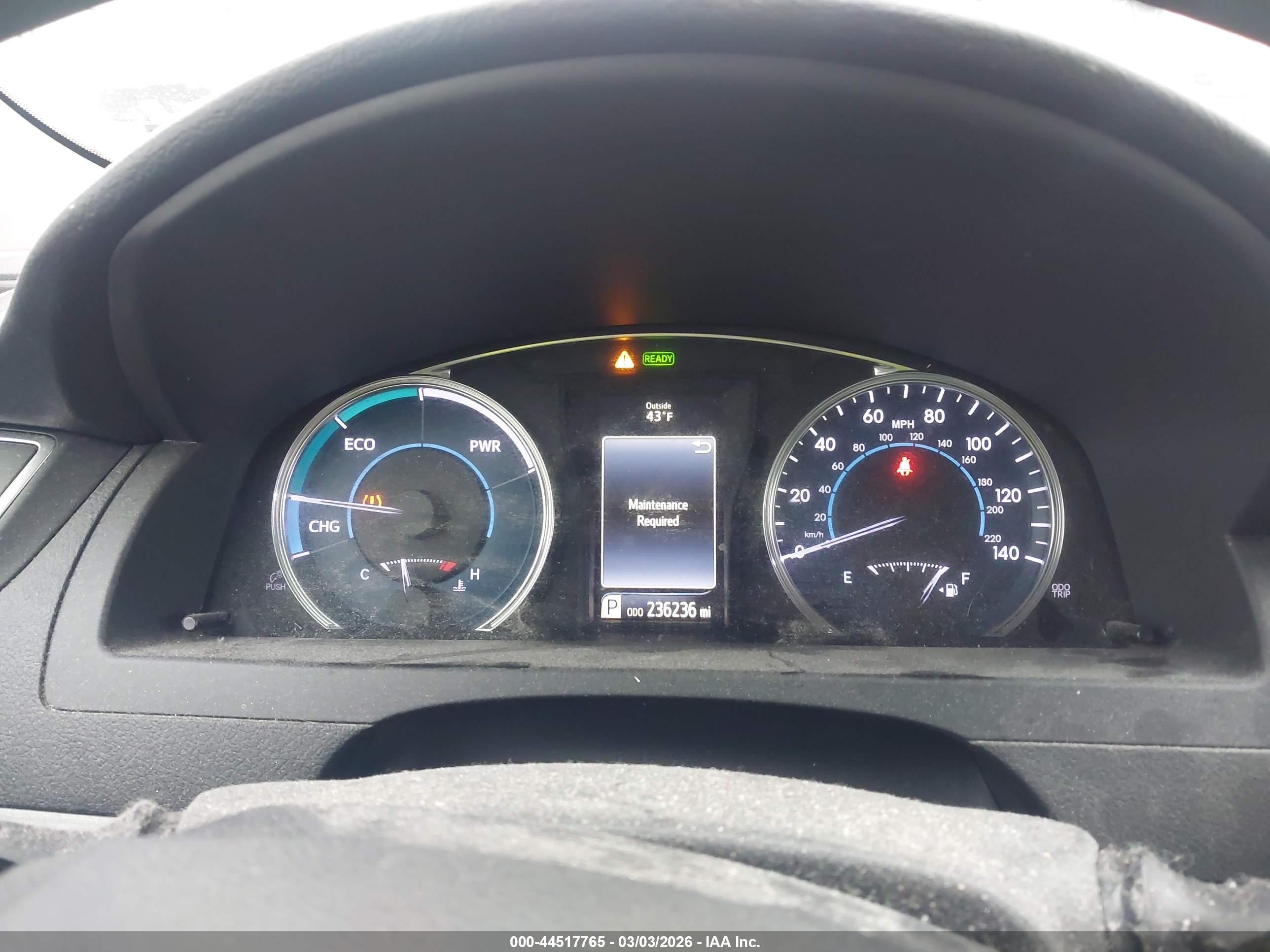 TOYOTA CAMRY image 7