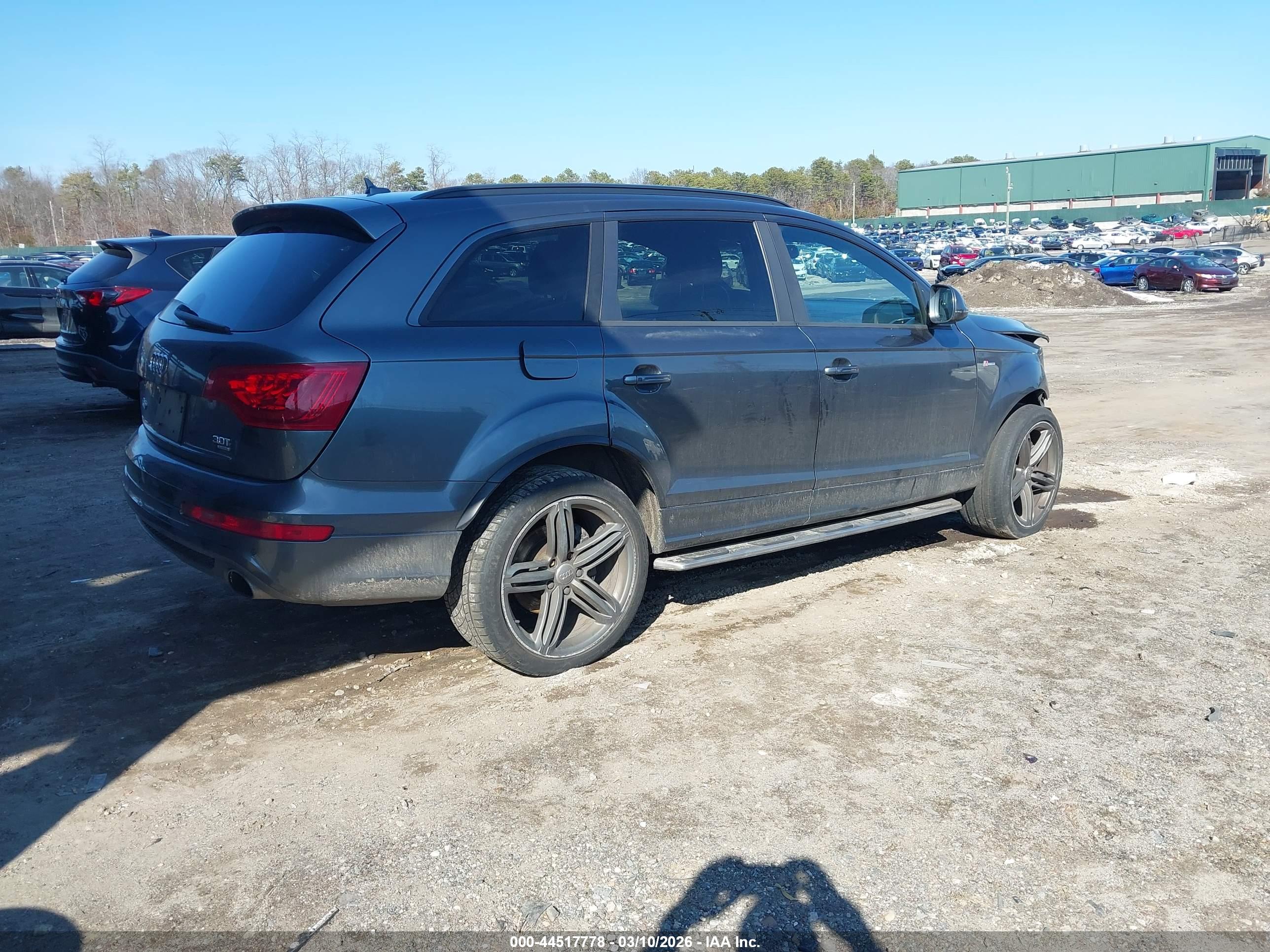 AUDI Q7 image 4