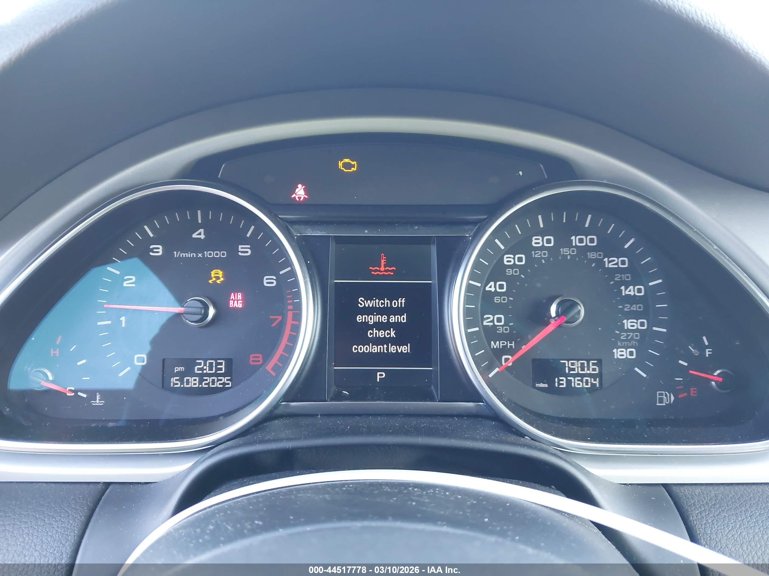 AUDI Q7 image 7