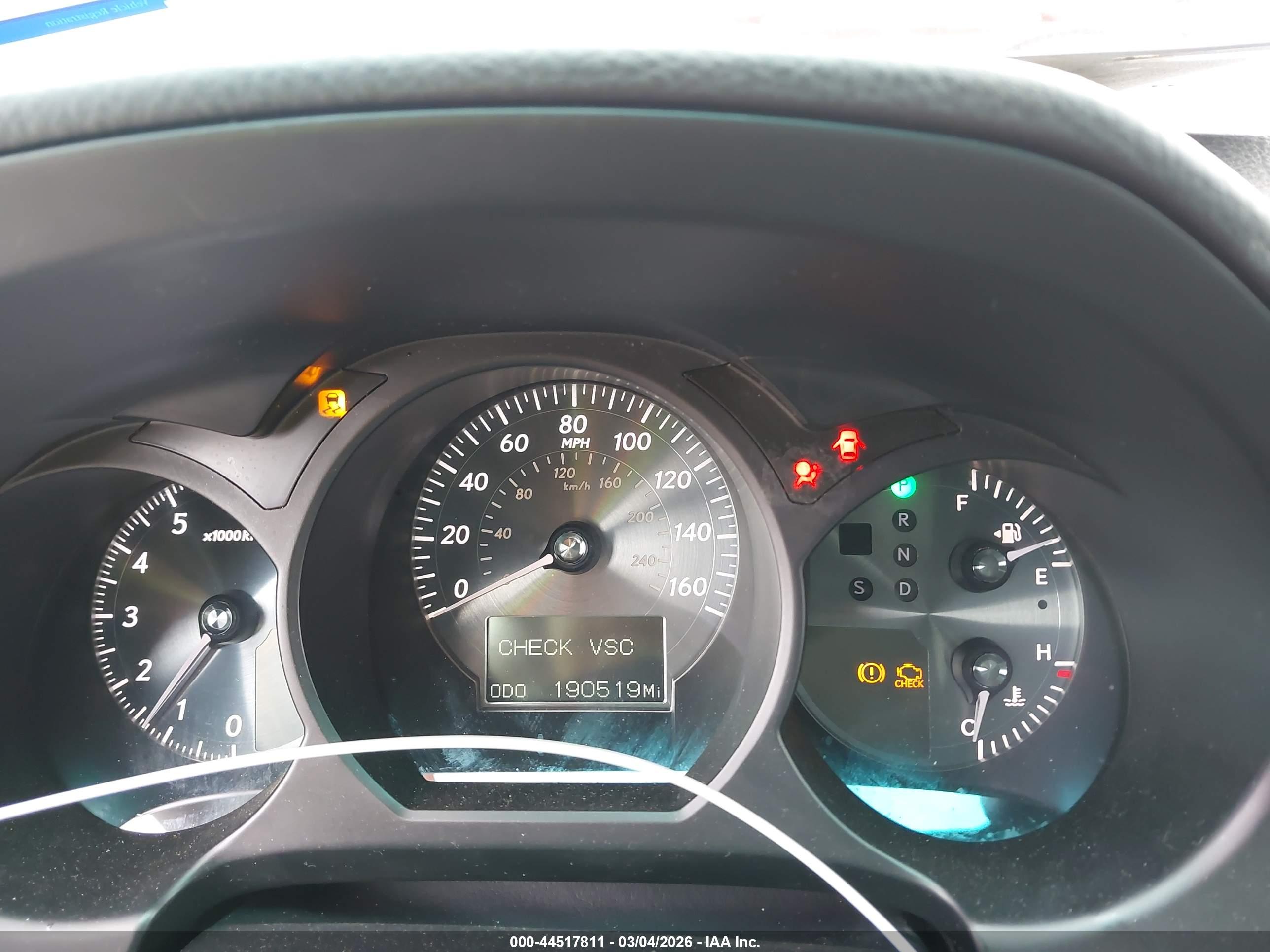 LEXUS GS image 7