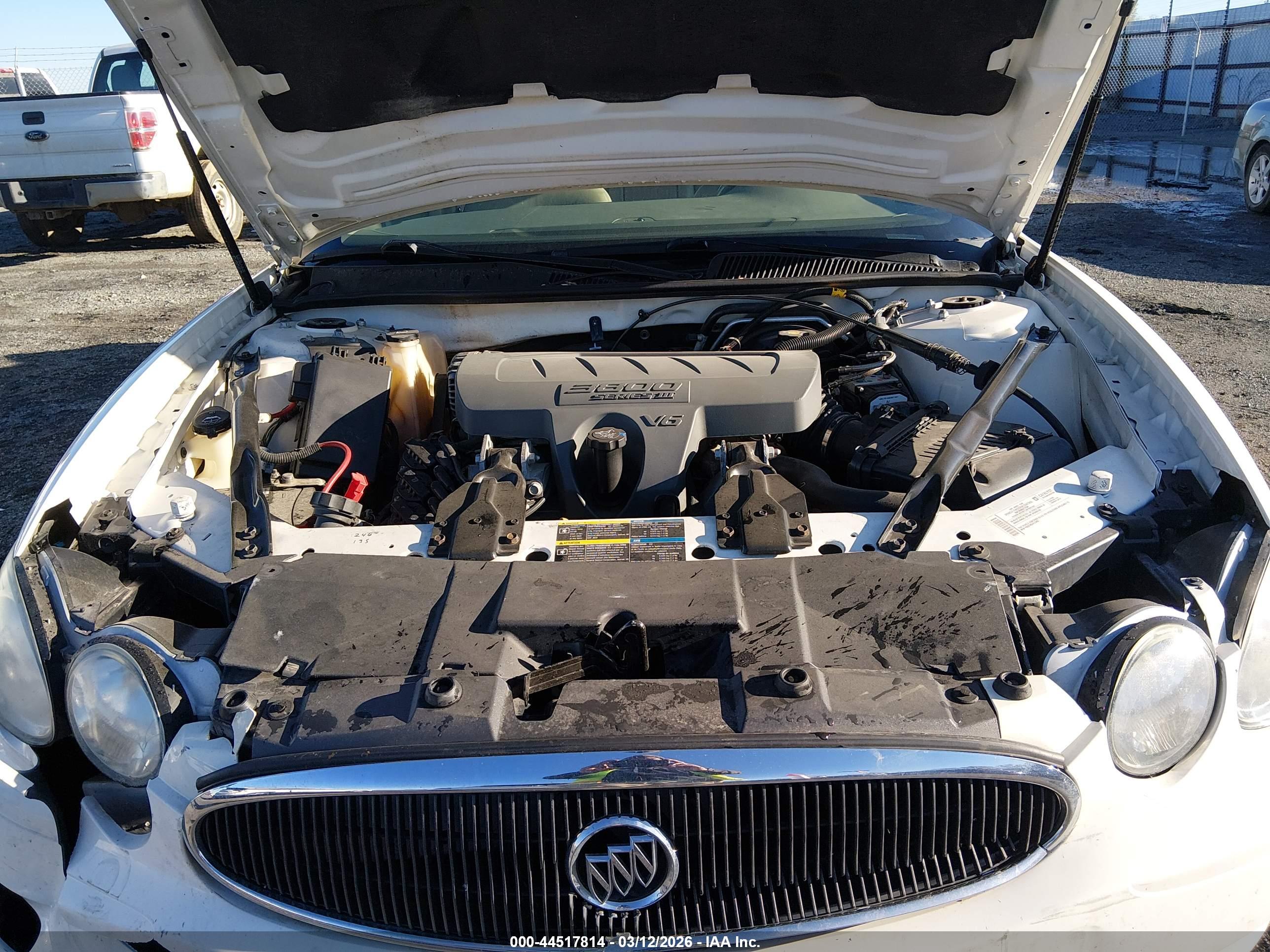 BUICK LACROSSE image 10