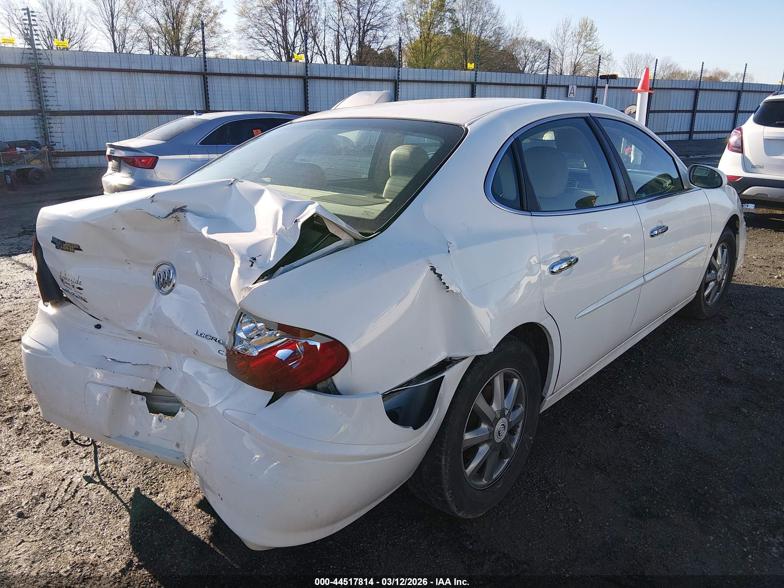 BUICK LACROSSE image 4