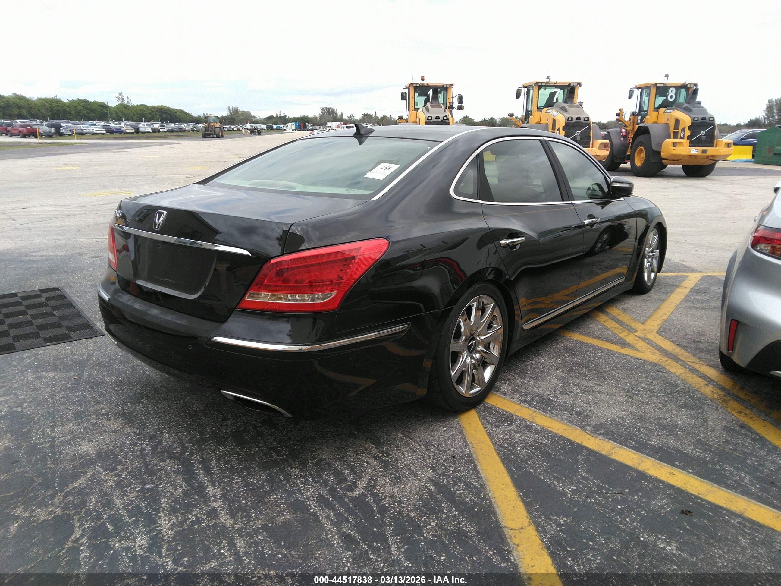HYUNDAI EQUUS image 4