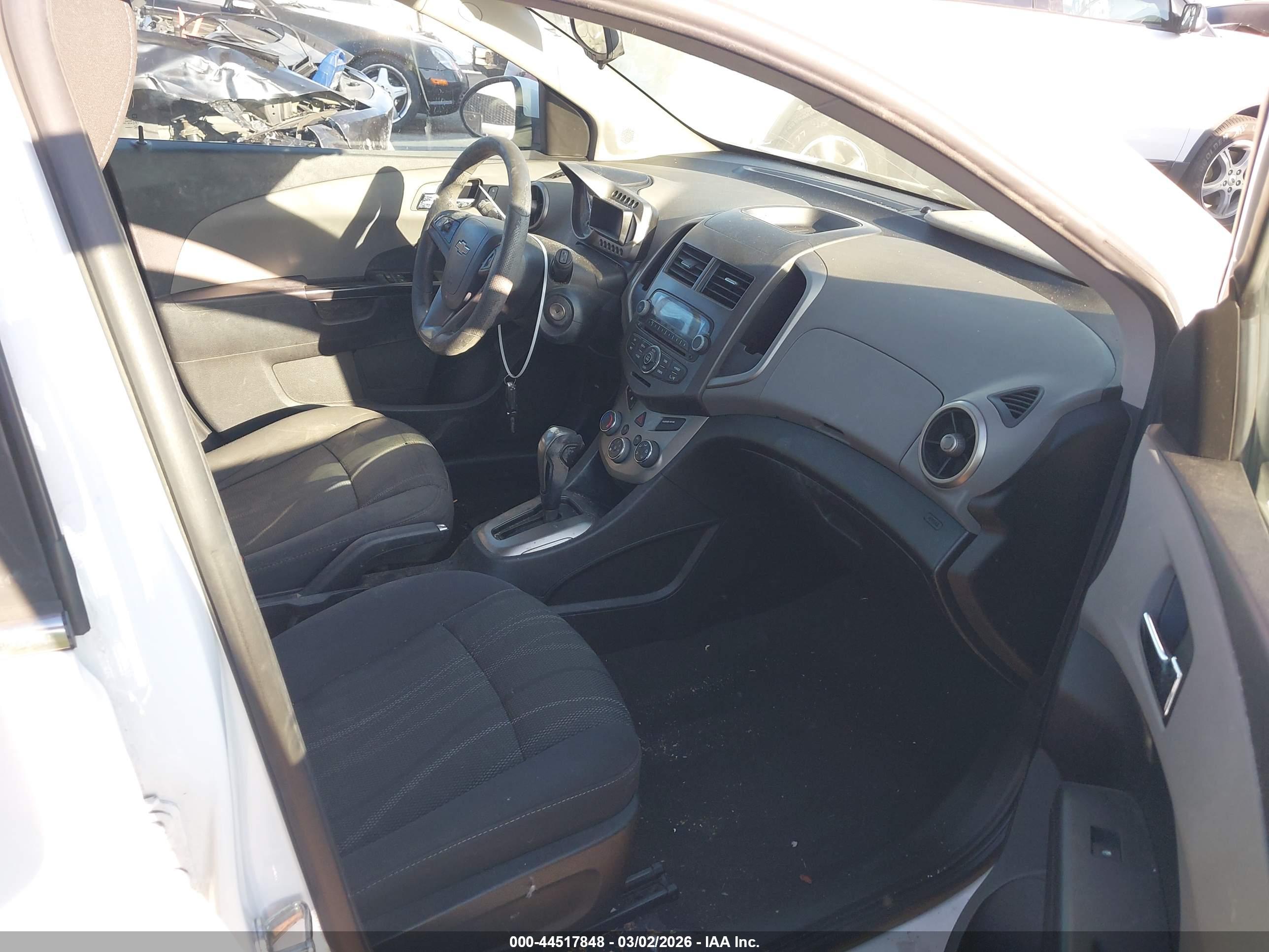 CHEVROLET SONIC image 5