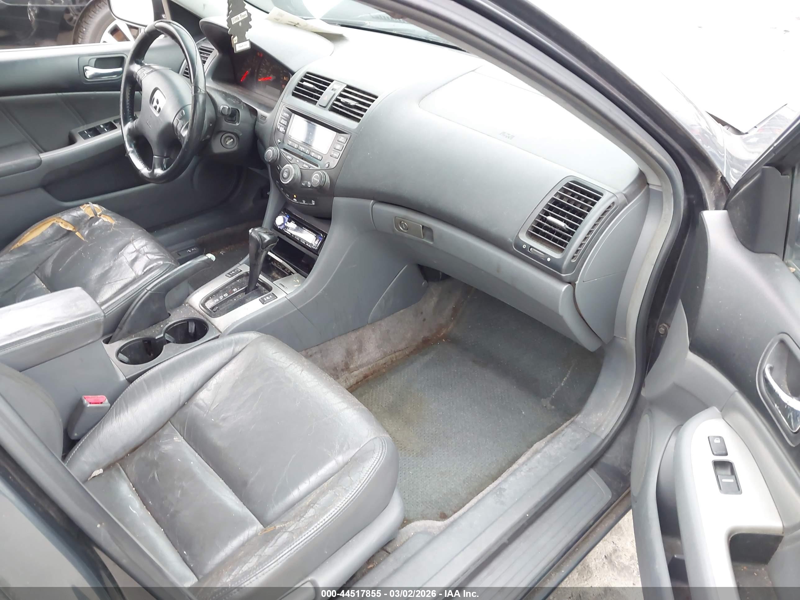 HONDA ACCORD image 5