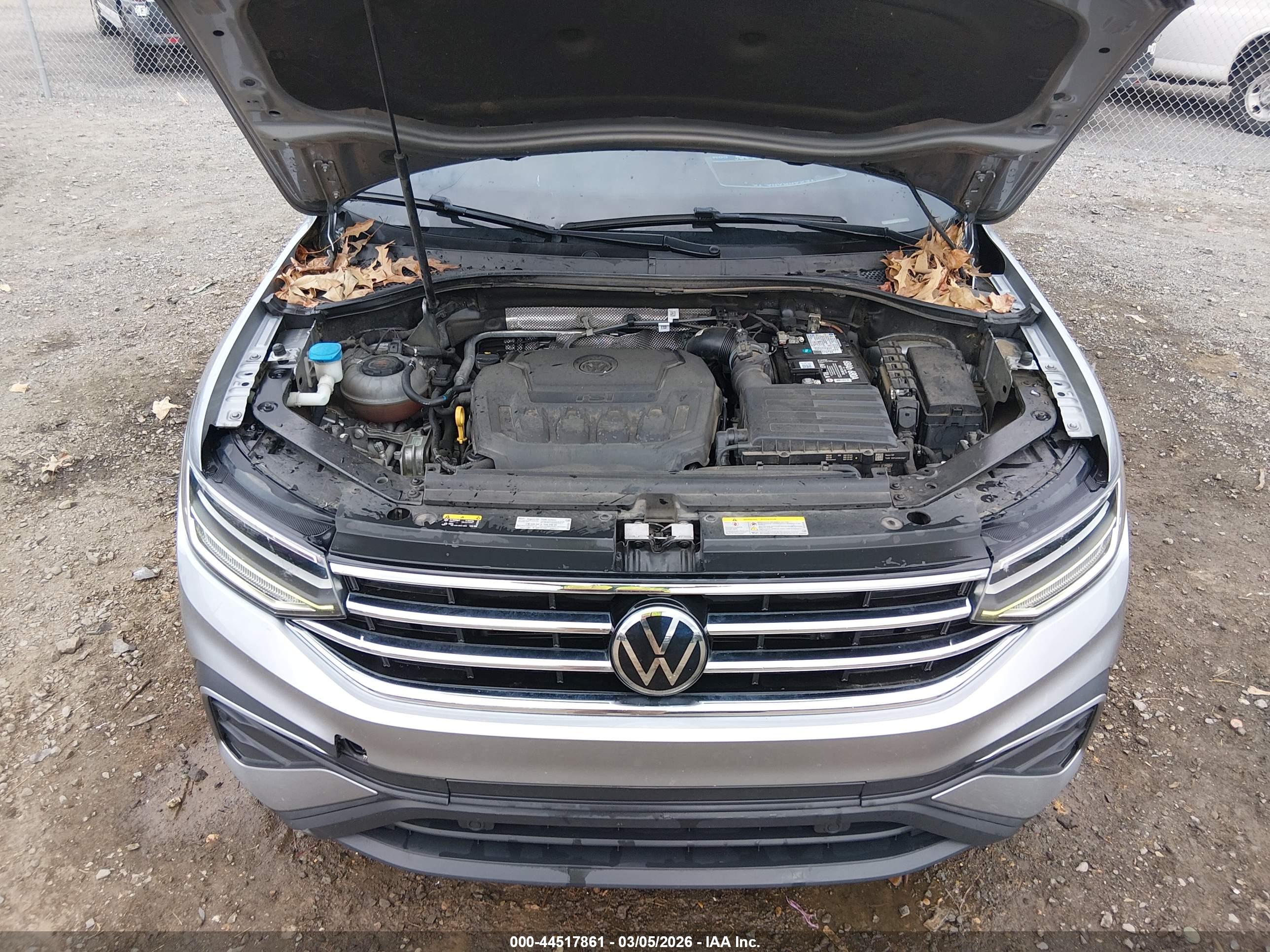 VOLKSWAGEN TIGUAN image 10
