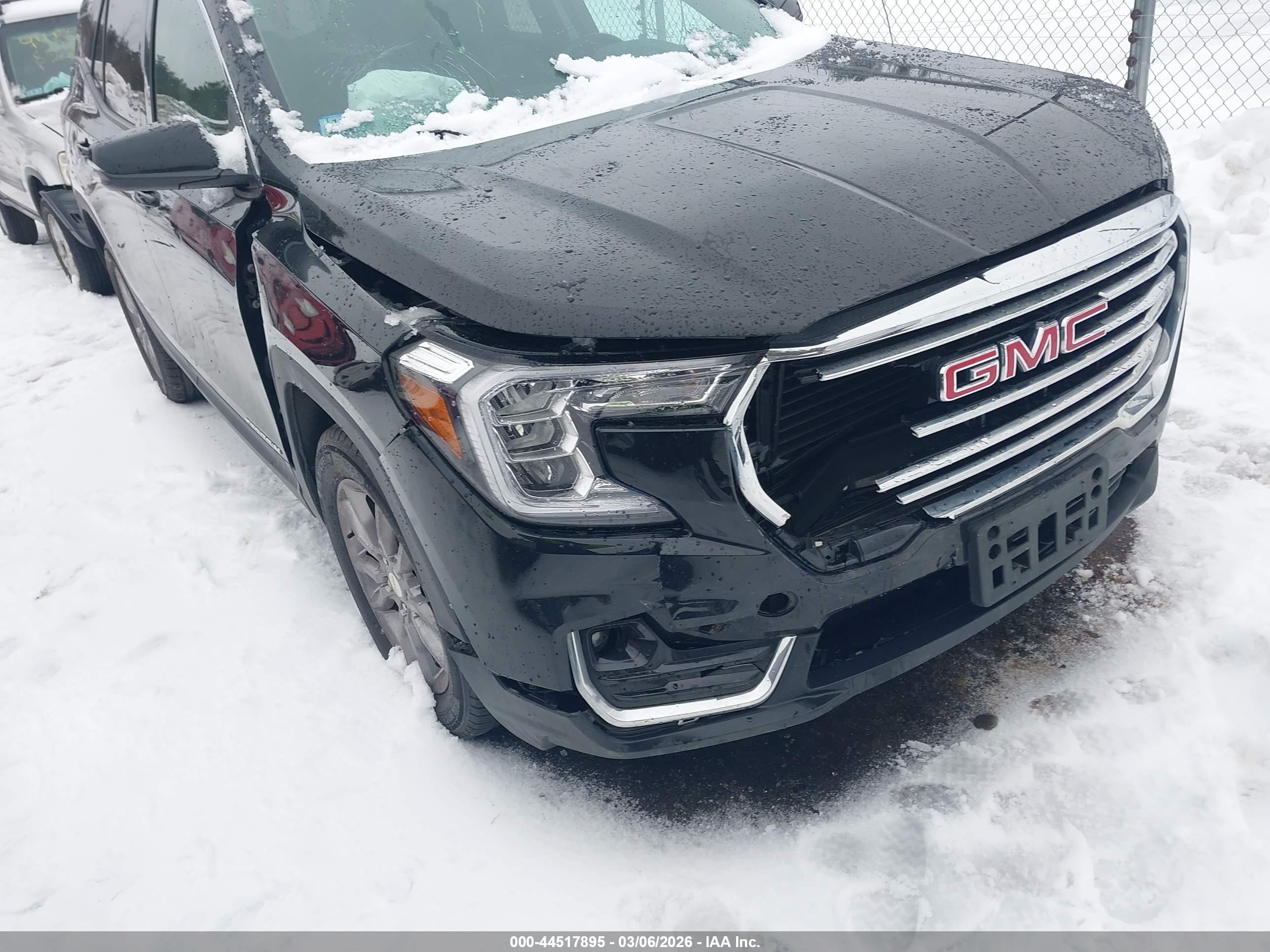GMC TERRAIN image 6