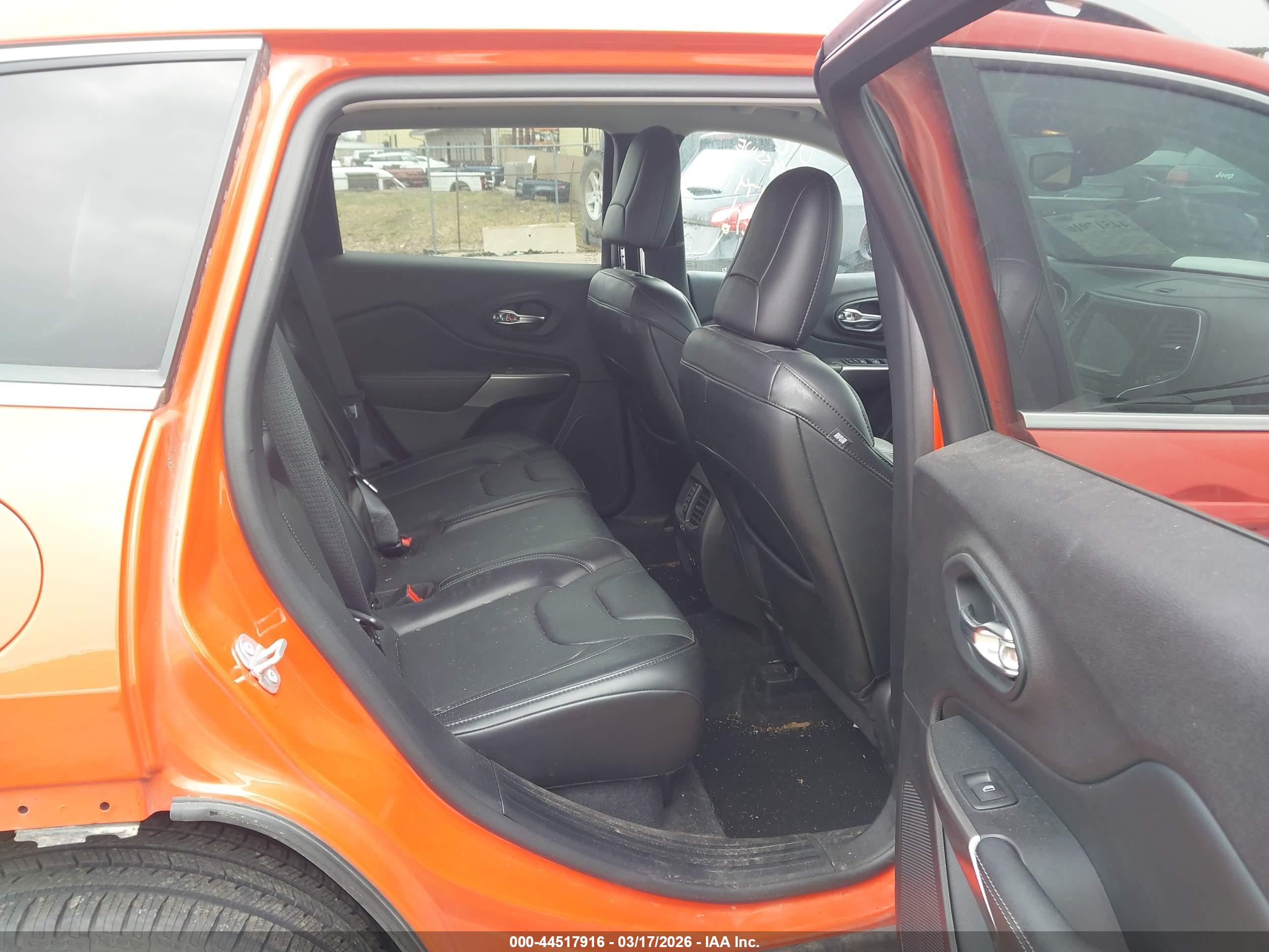 JEEP CHEROKEE image 8