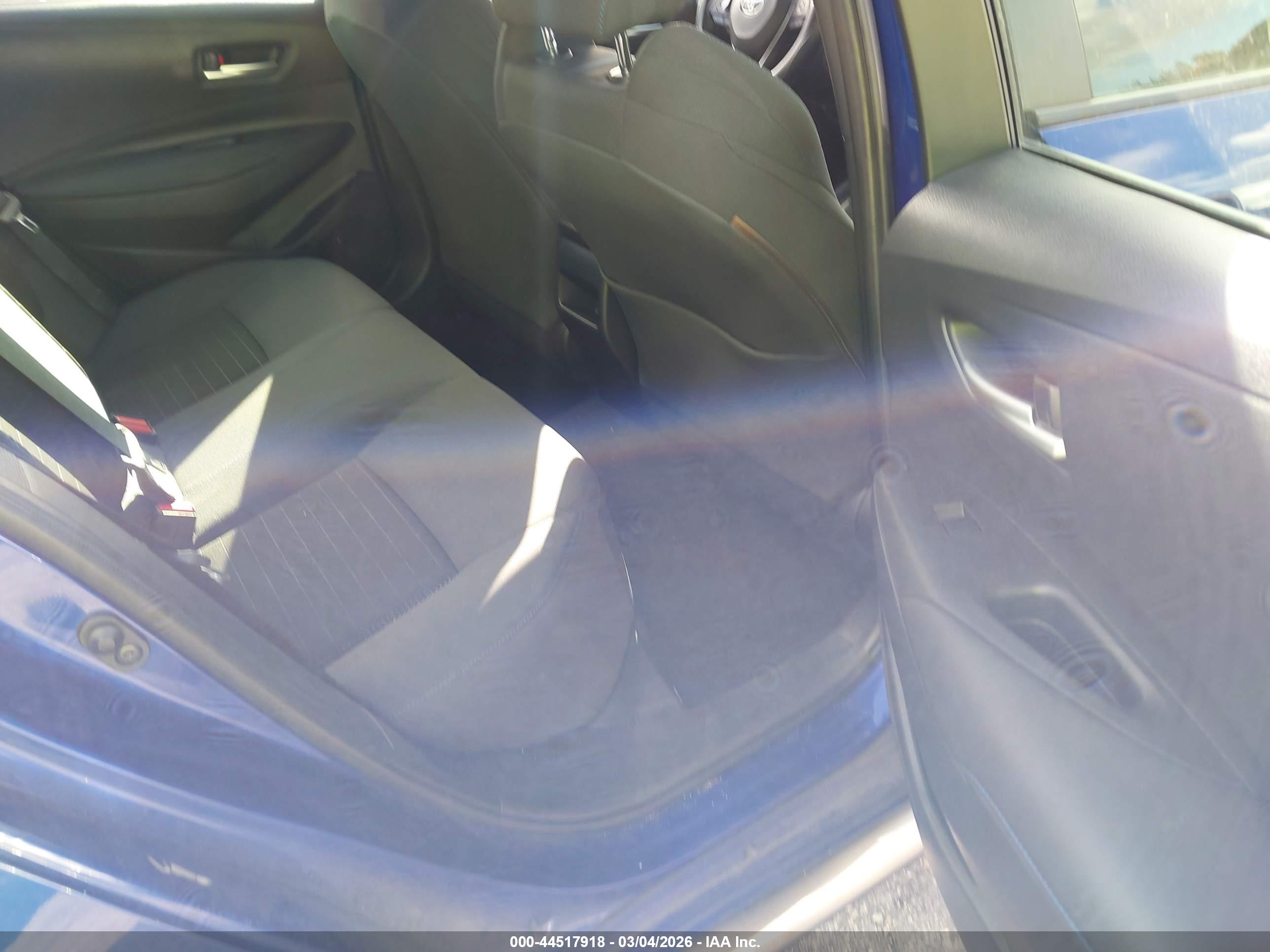 TOYOTA COROLLA image 8