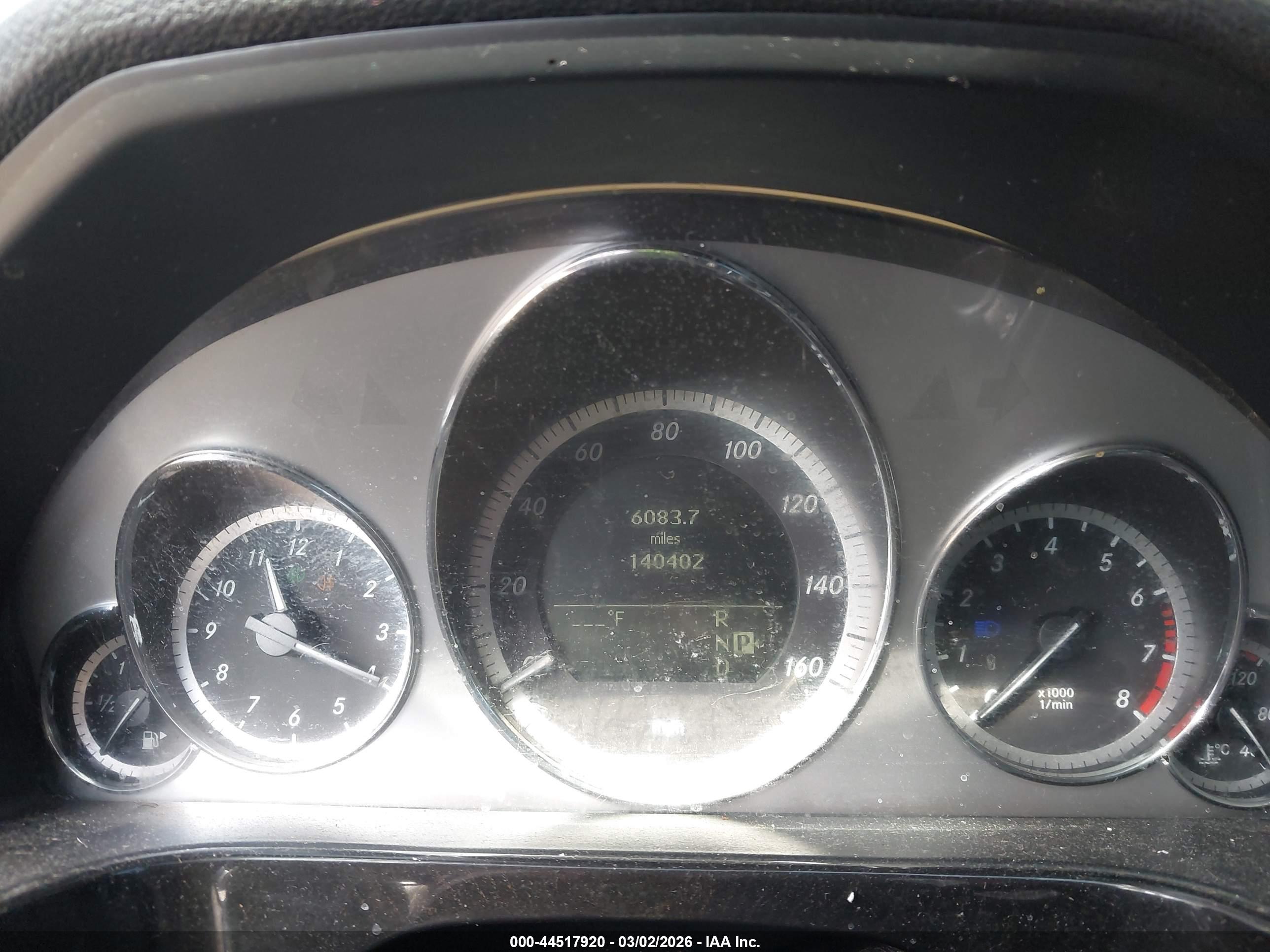 MERCEDES-BENZ E image 7
