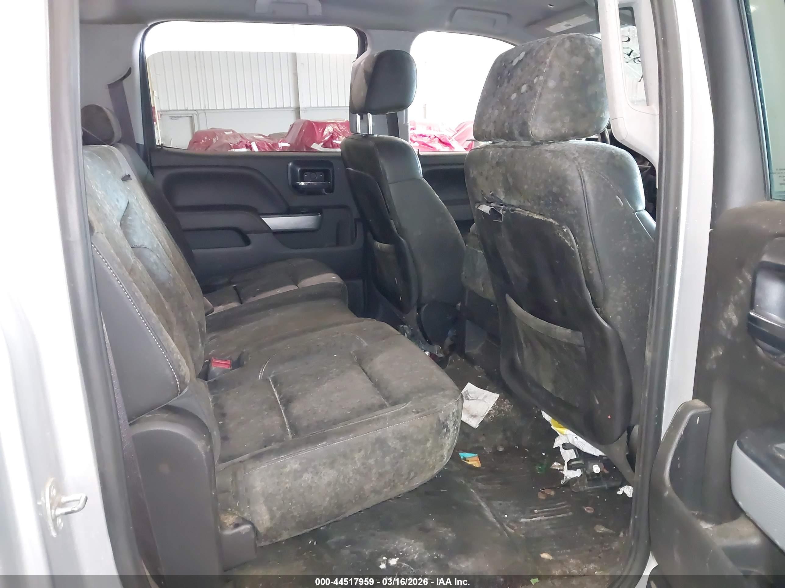 CHEVROLET SILVERADO image 8