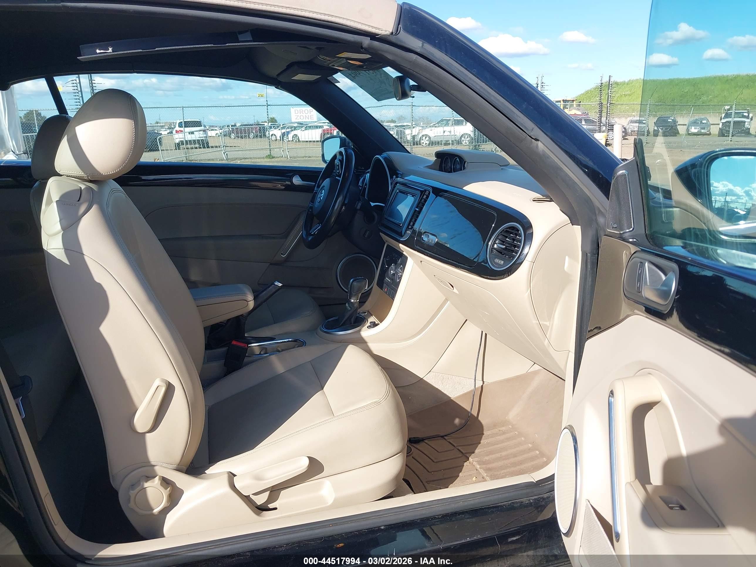 VOLKSWAGEN BEETLE image 5