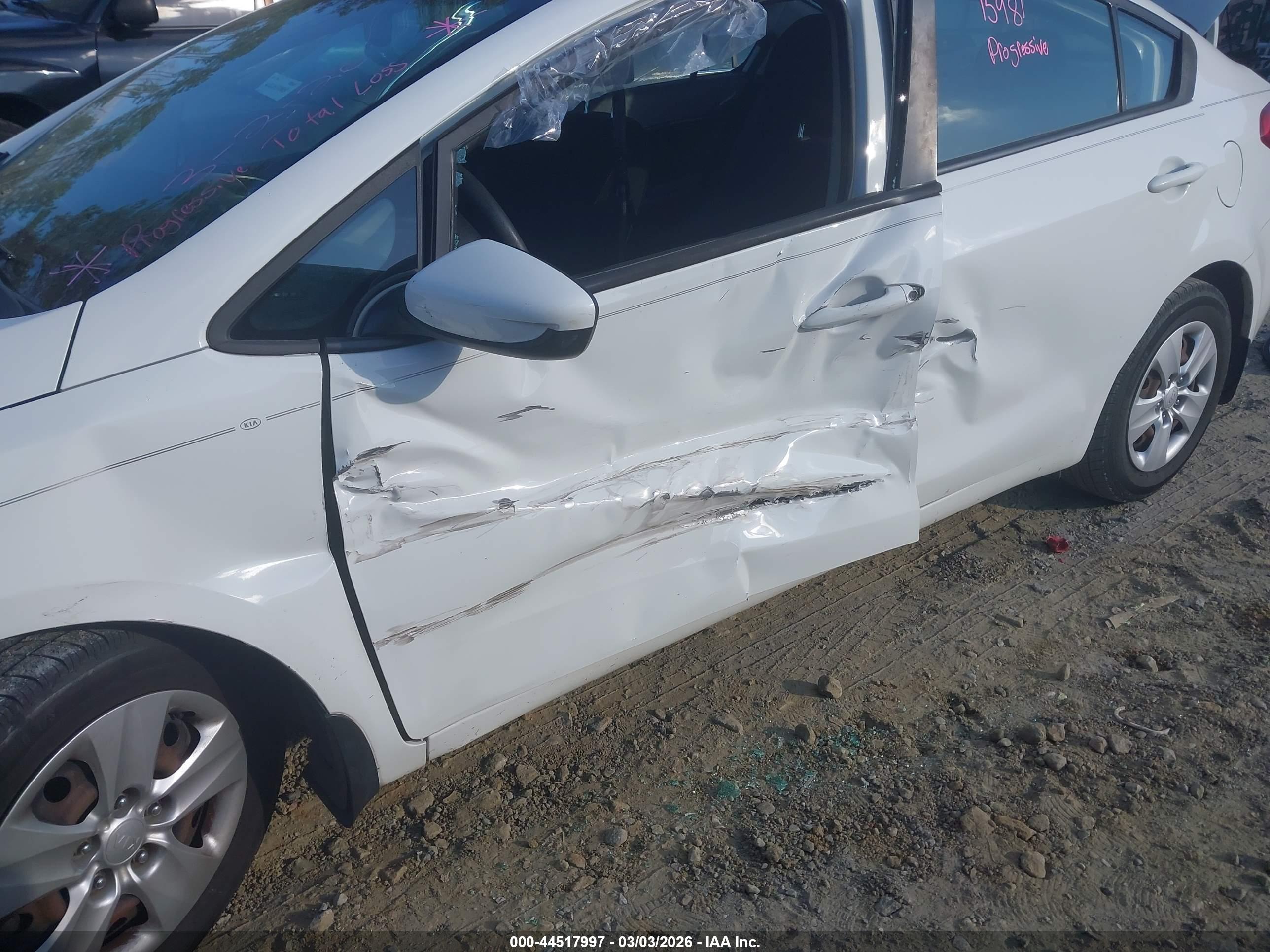 KIA FORTE image 6