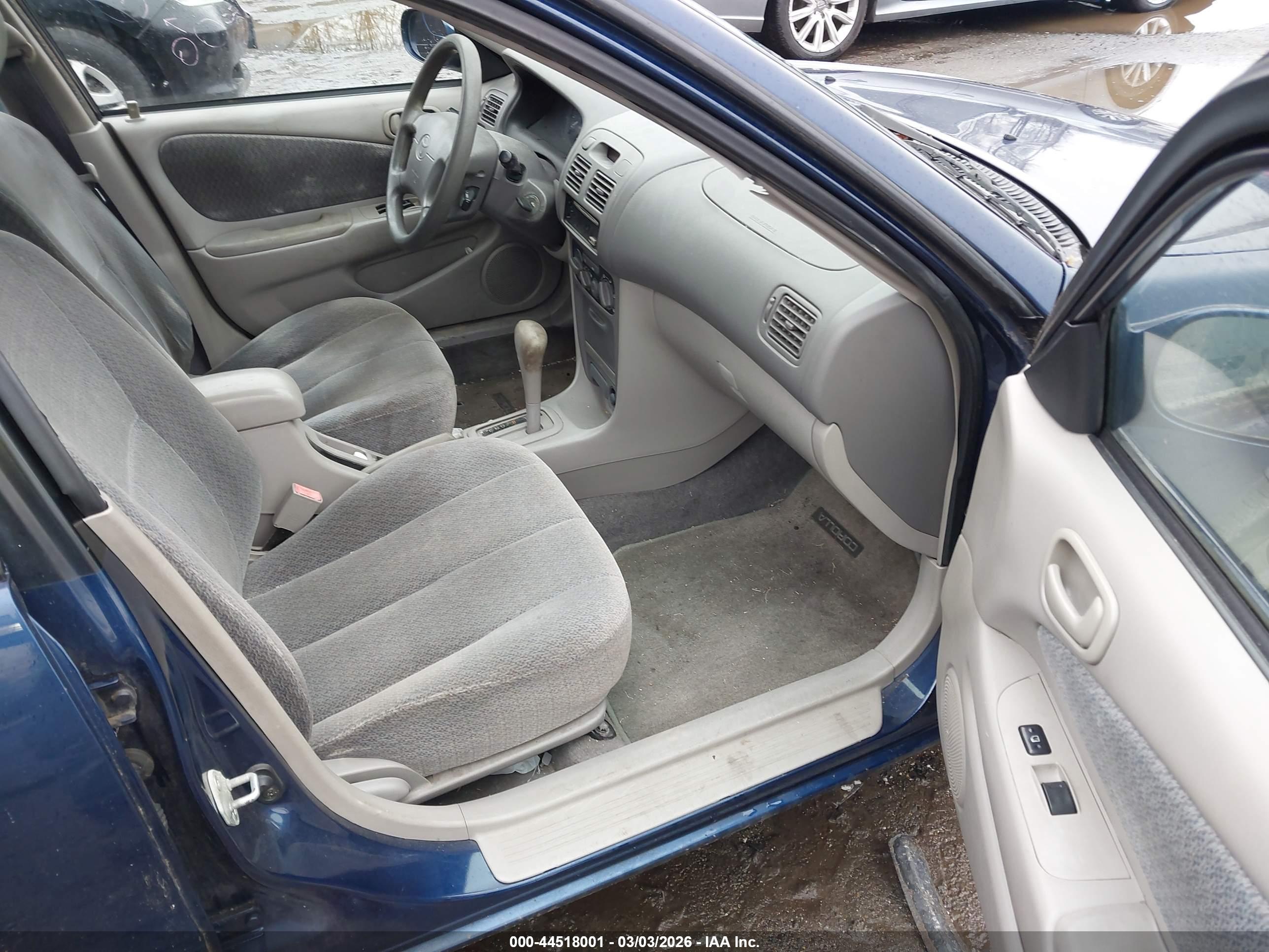 TOYOTA COROLLA image 5