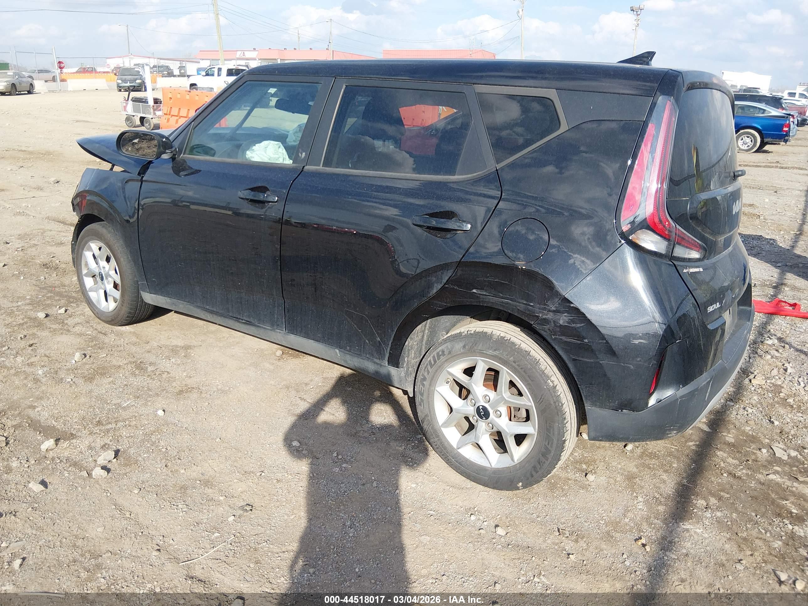 KIA SOUL image 3
