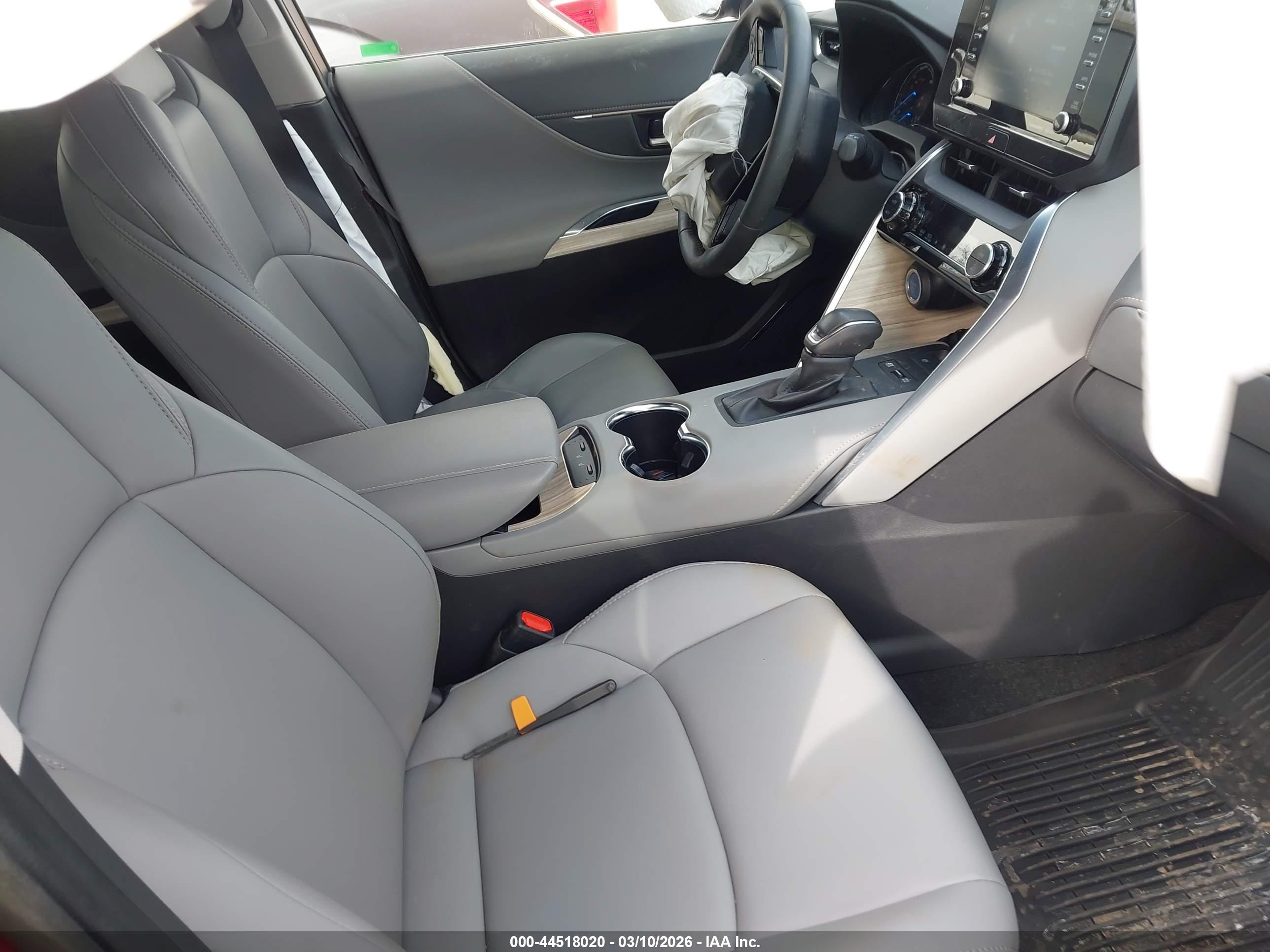 TOYOTA VENZA image 5