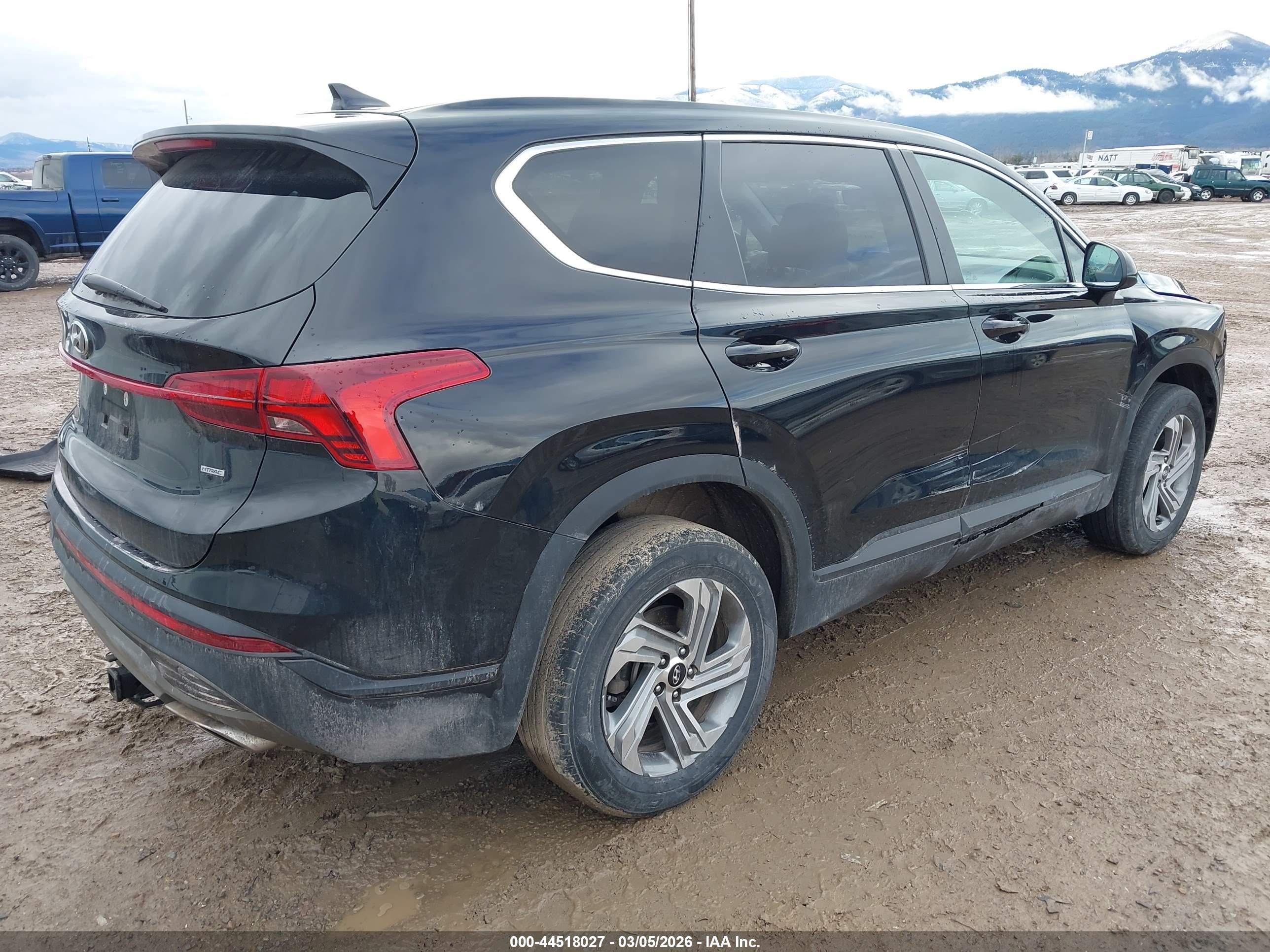 HYUNDAI SANTA image 4