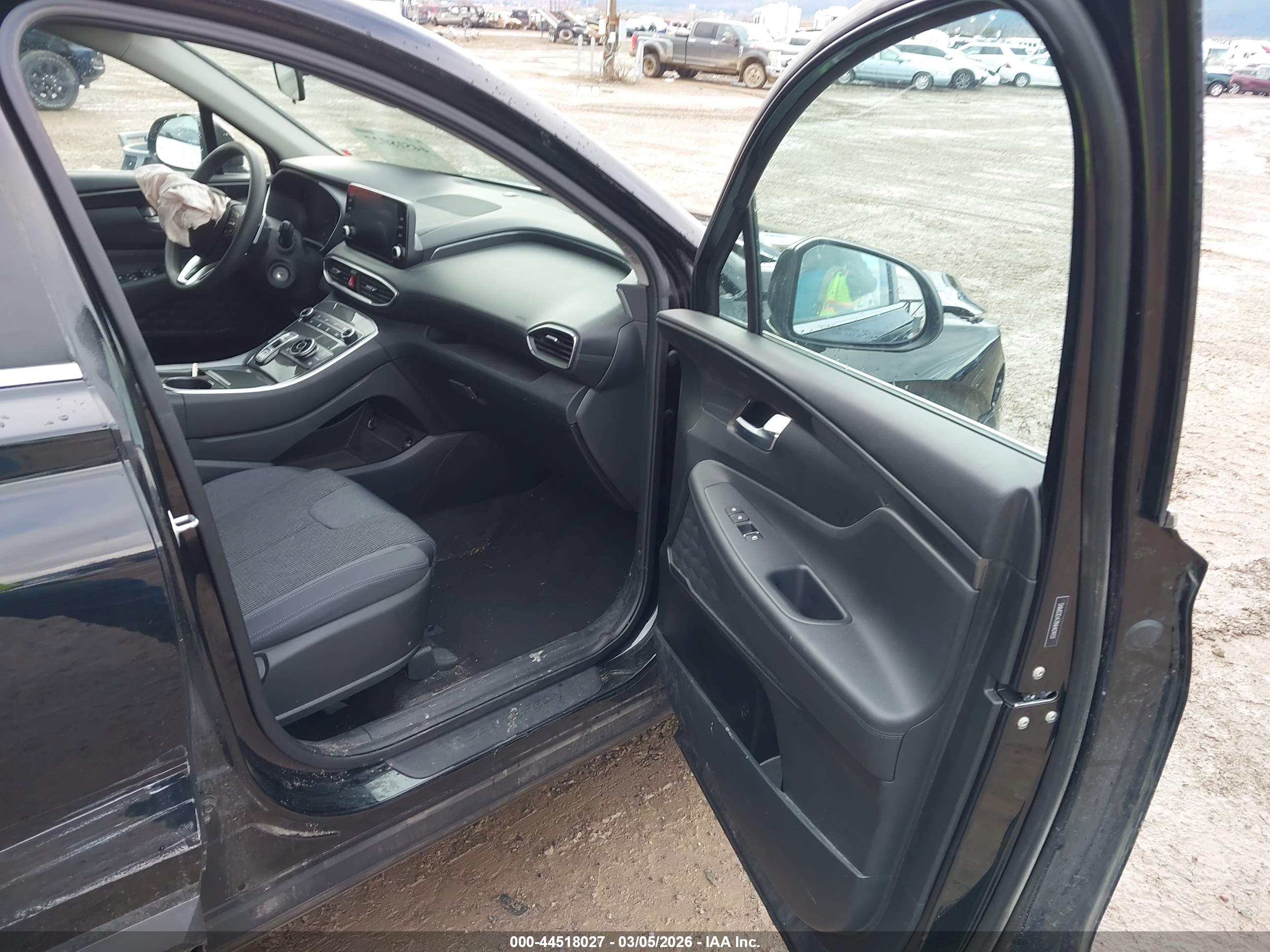 HYUNDAI SANTA image 5