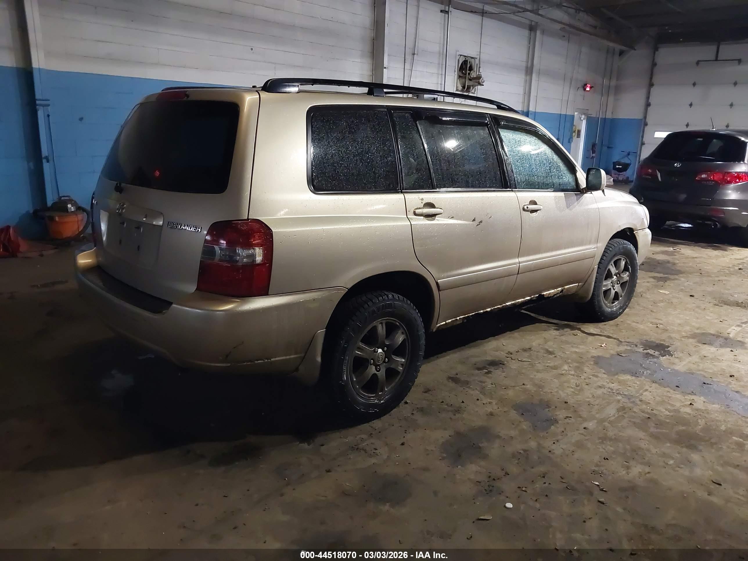 TOYOTA HIGHLANDER image 4