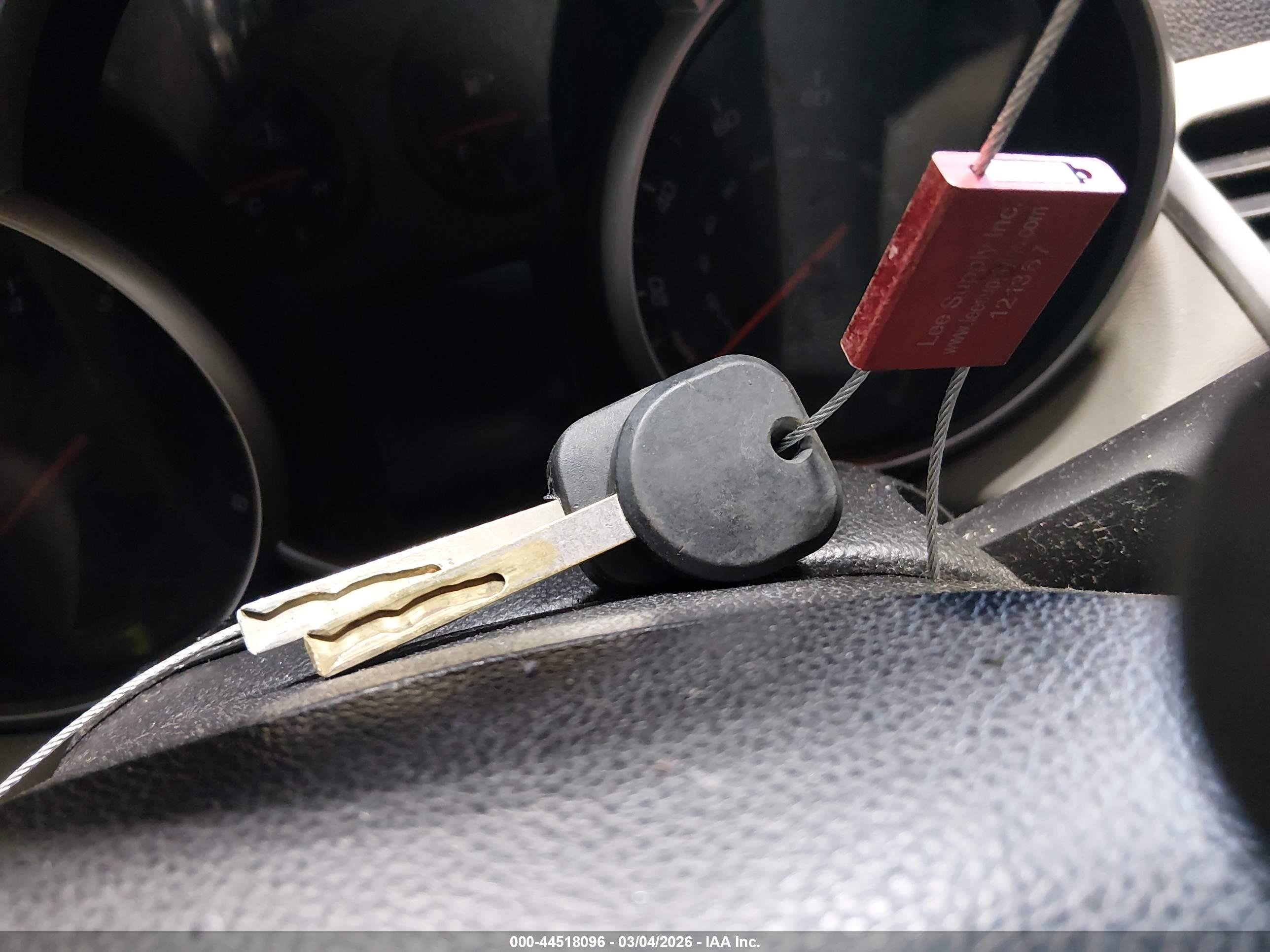 CHEVROLET CRUZE image 11