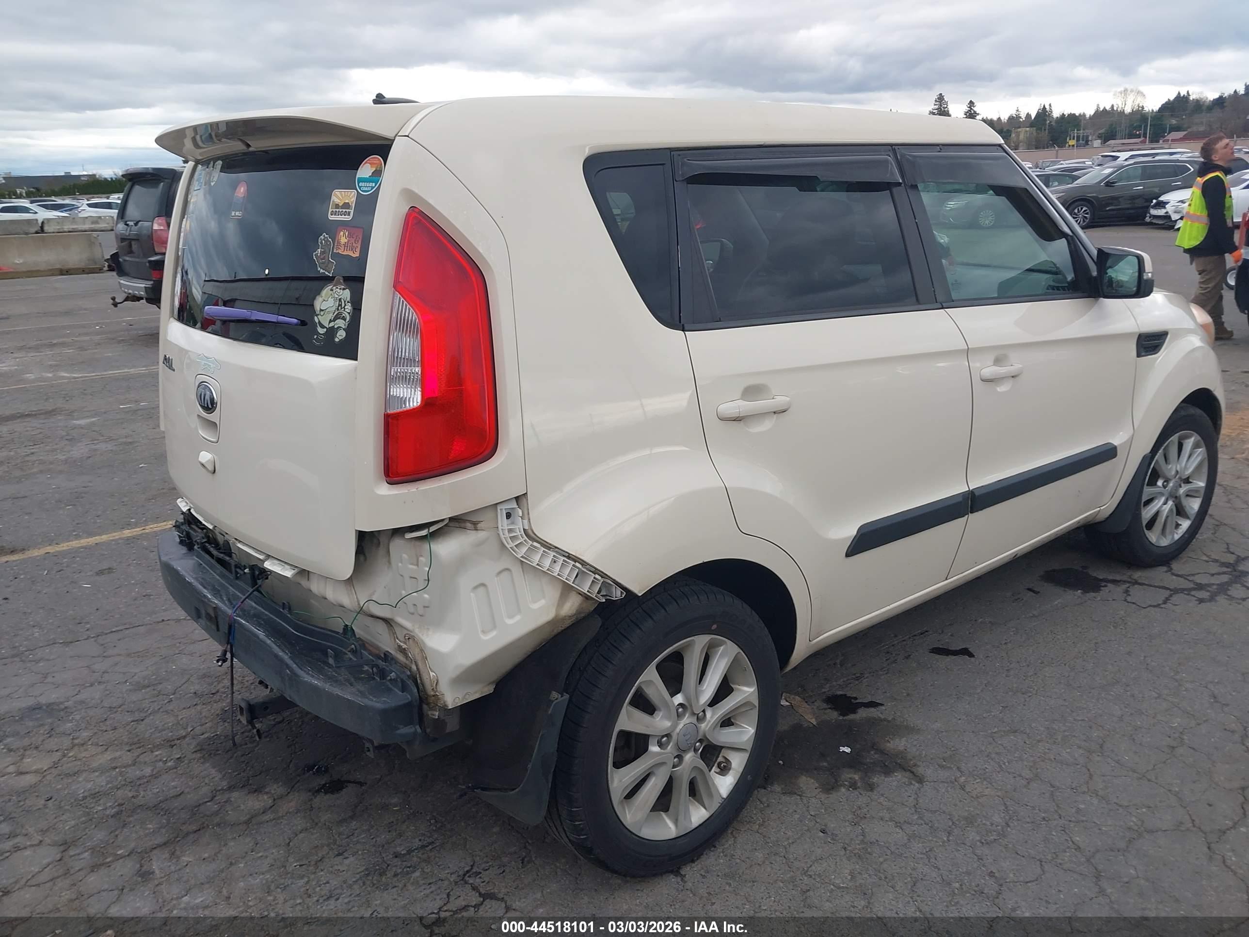 KIA SOUL image 4