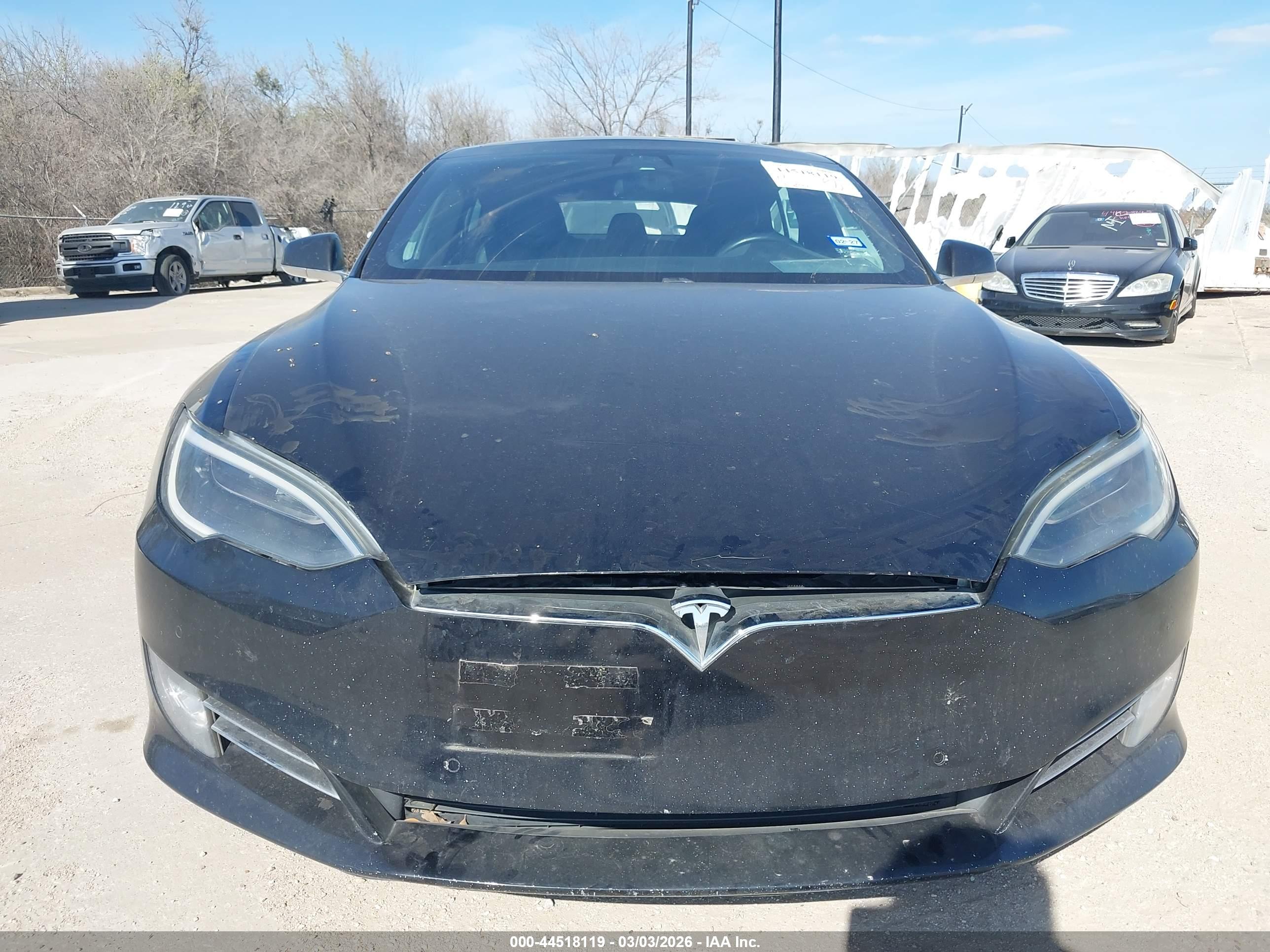TESLA MODEL image 6