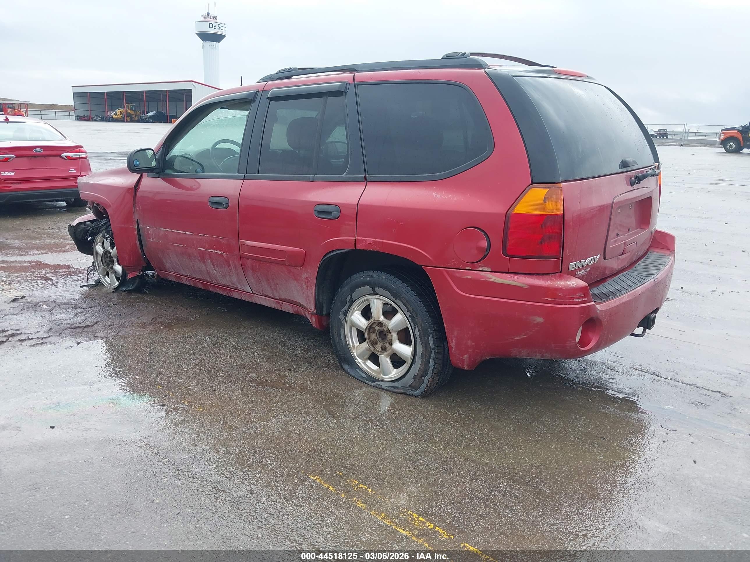 GMC ENVOY image 3