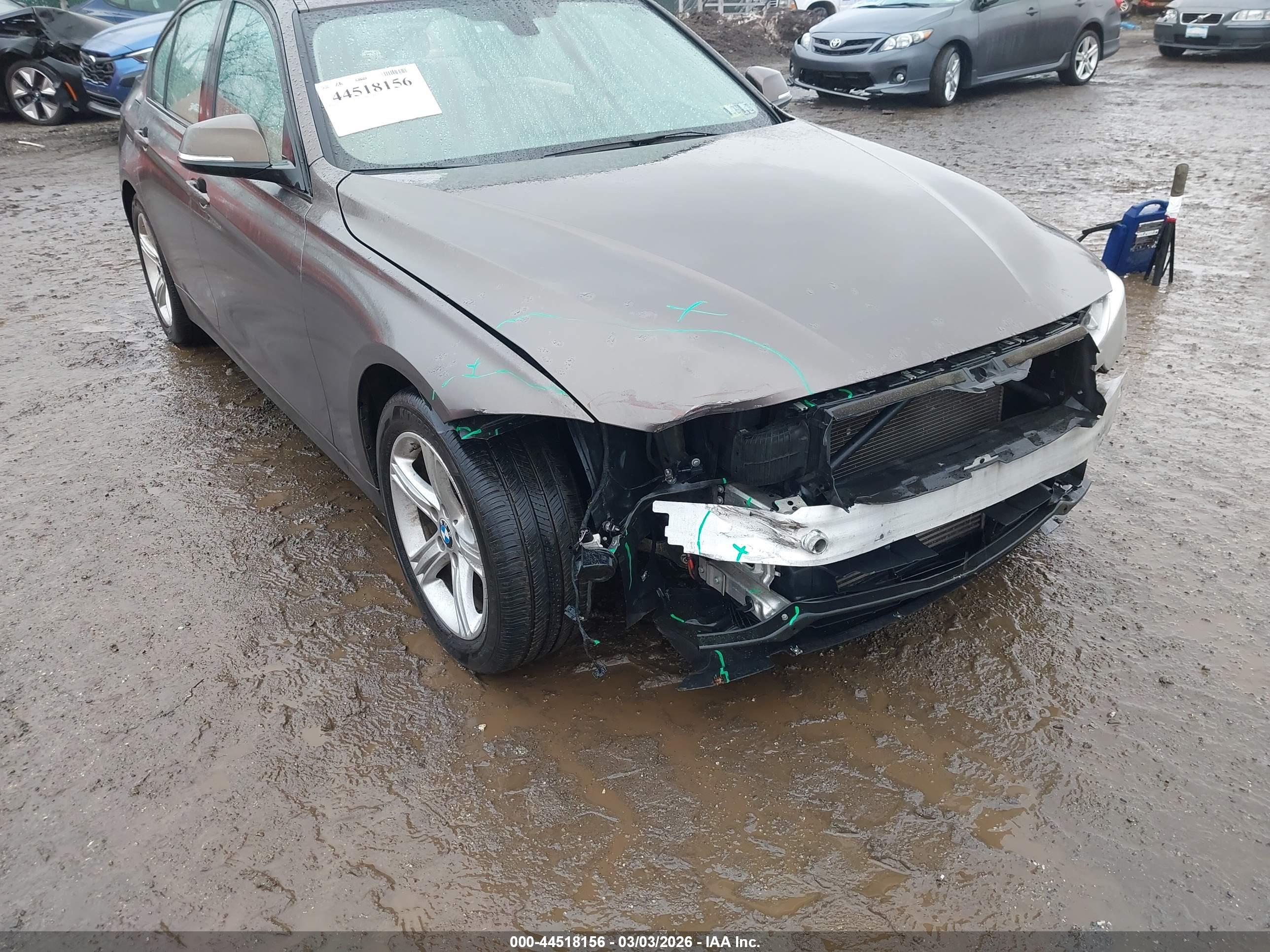 BMW 328I image 6
