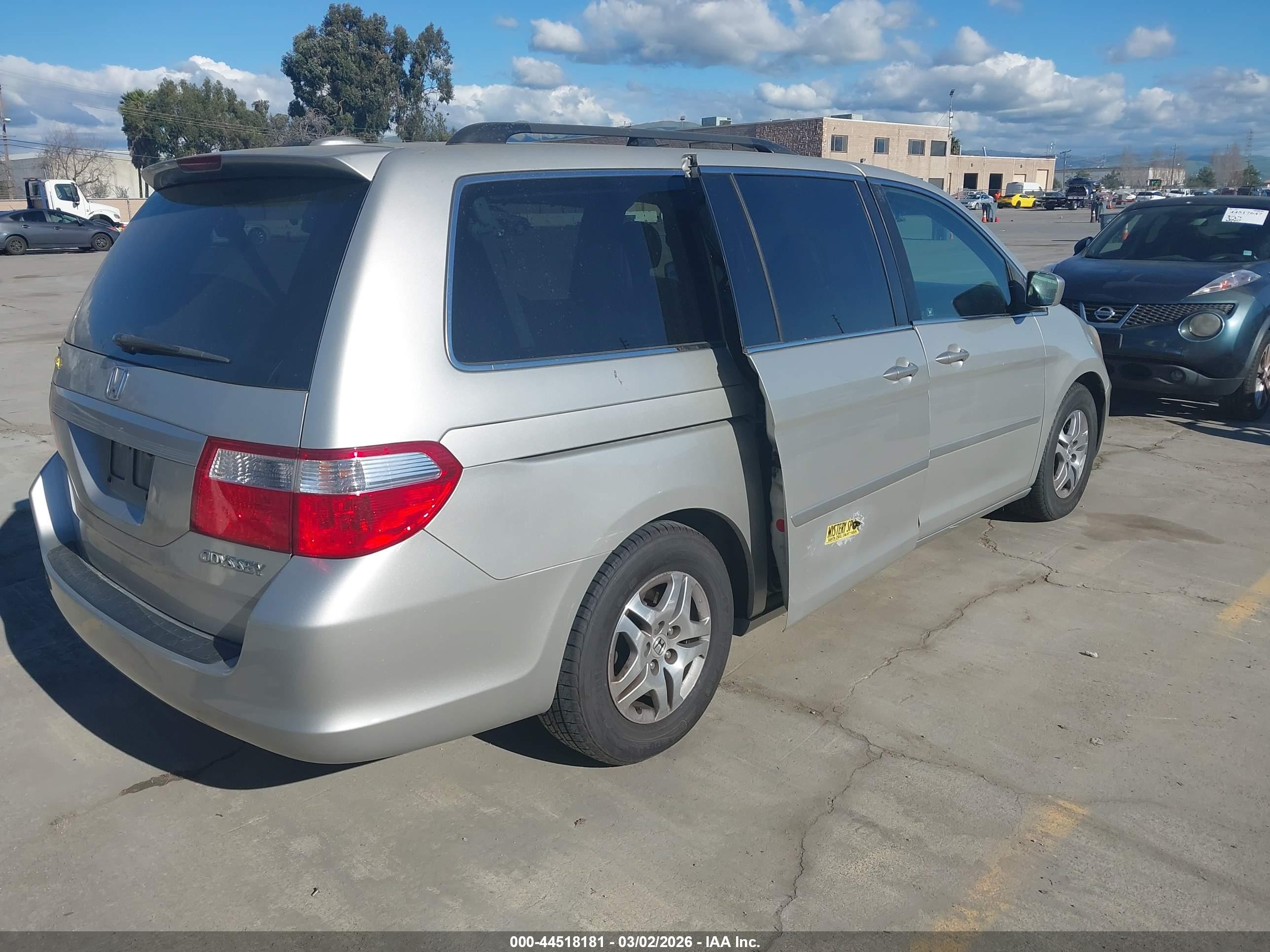 HONDA ODYSSEY image 4
