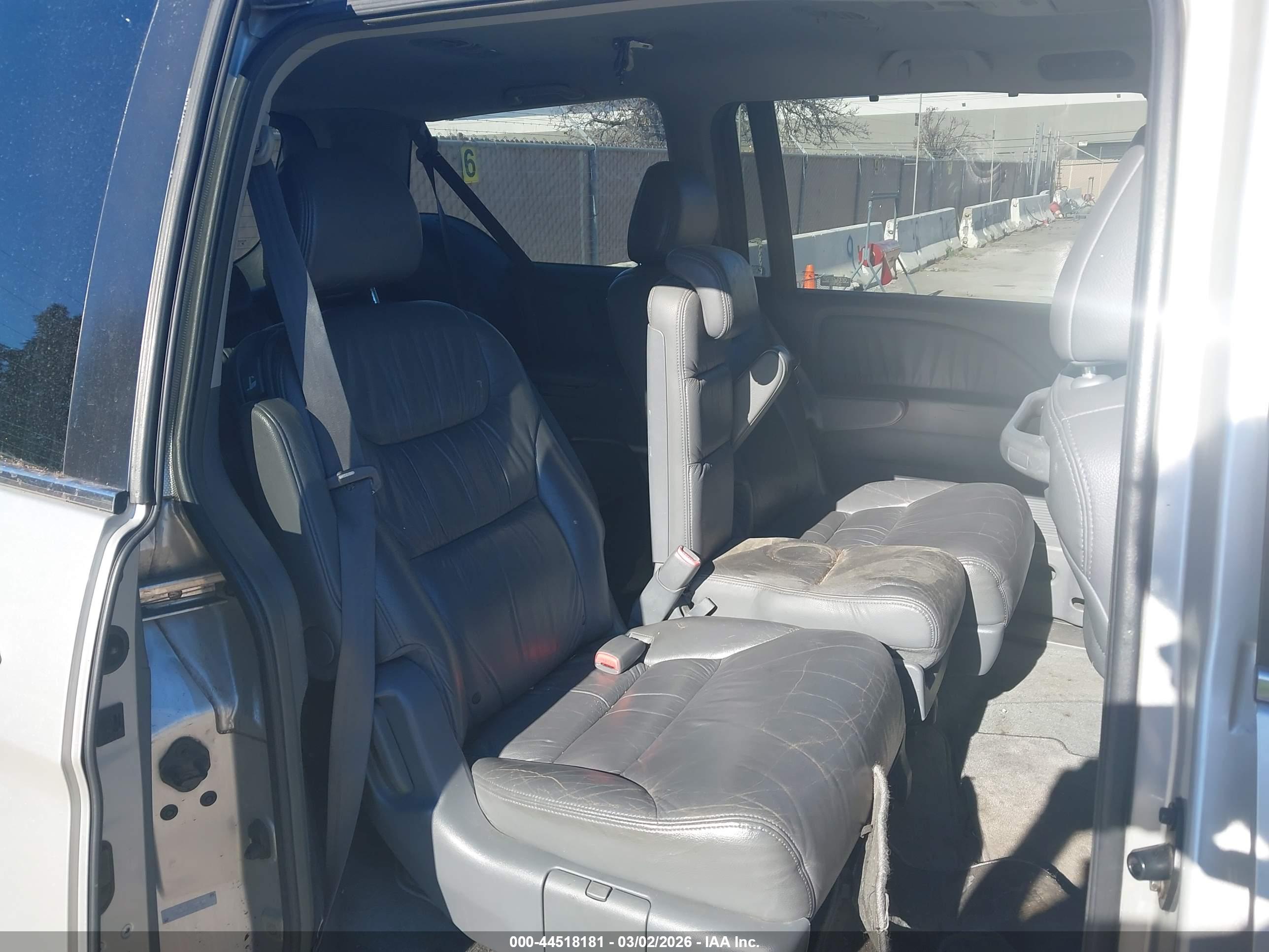 HONDA ODYSSEY image 8